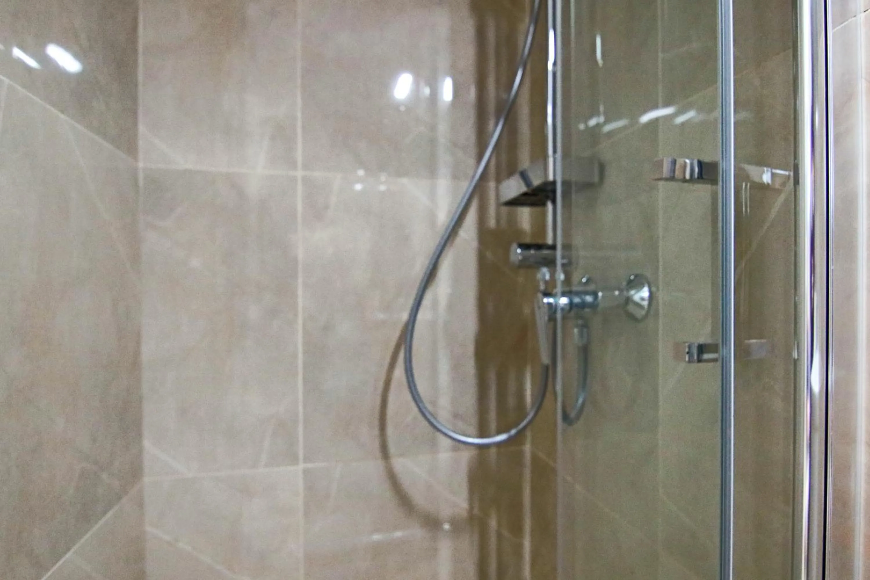 Shower in Phaedrus Living: Luxury Maisonette Lighthouse 60