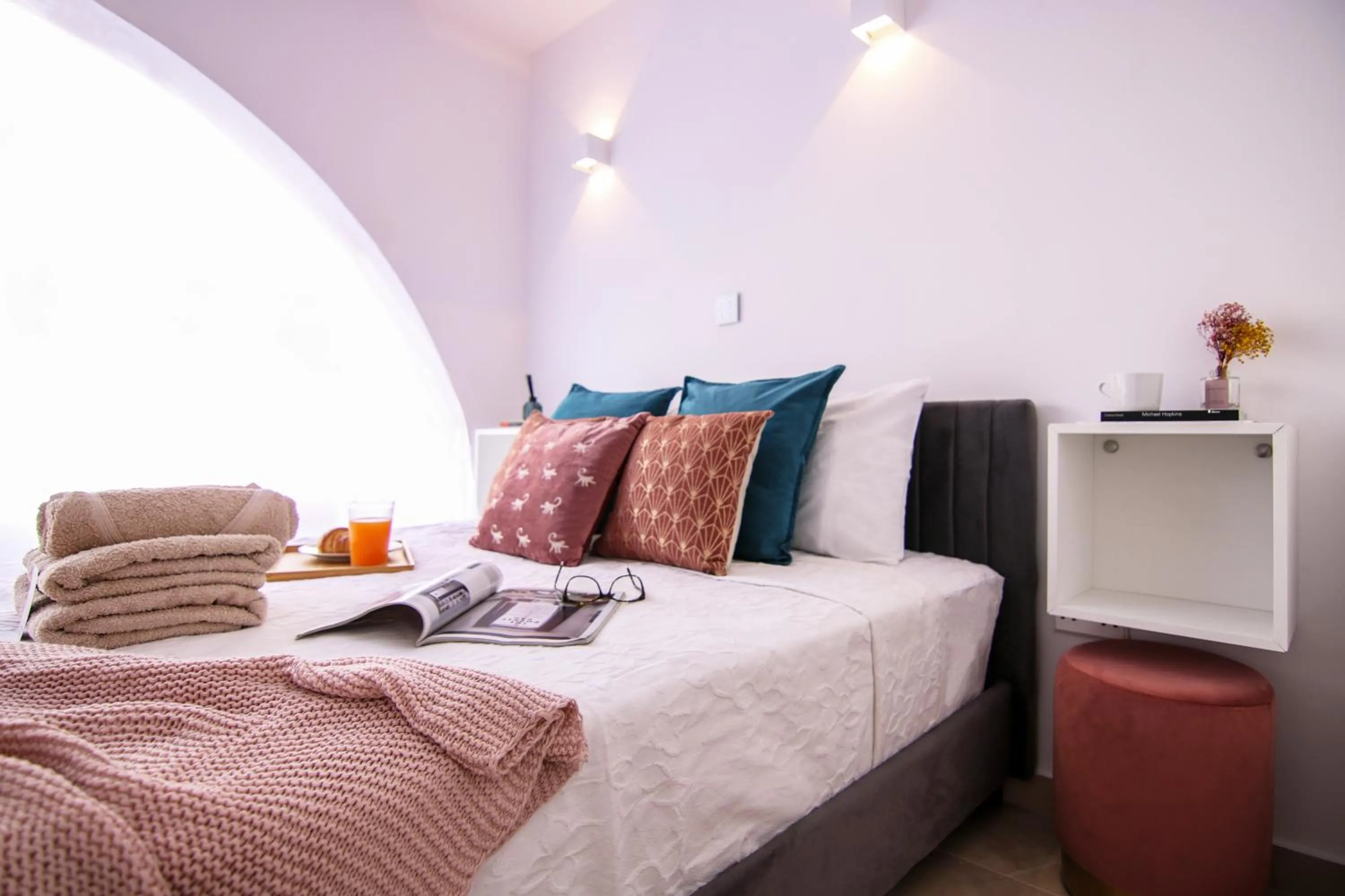 Property building in Phaedrus Living: Luxury Maisonette Lighthouse 60