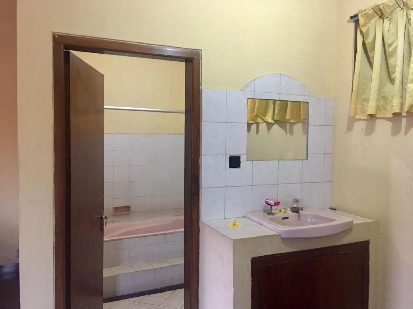 Bathroom in Puri Mandala Kaleran