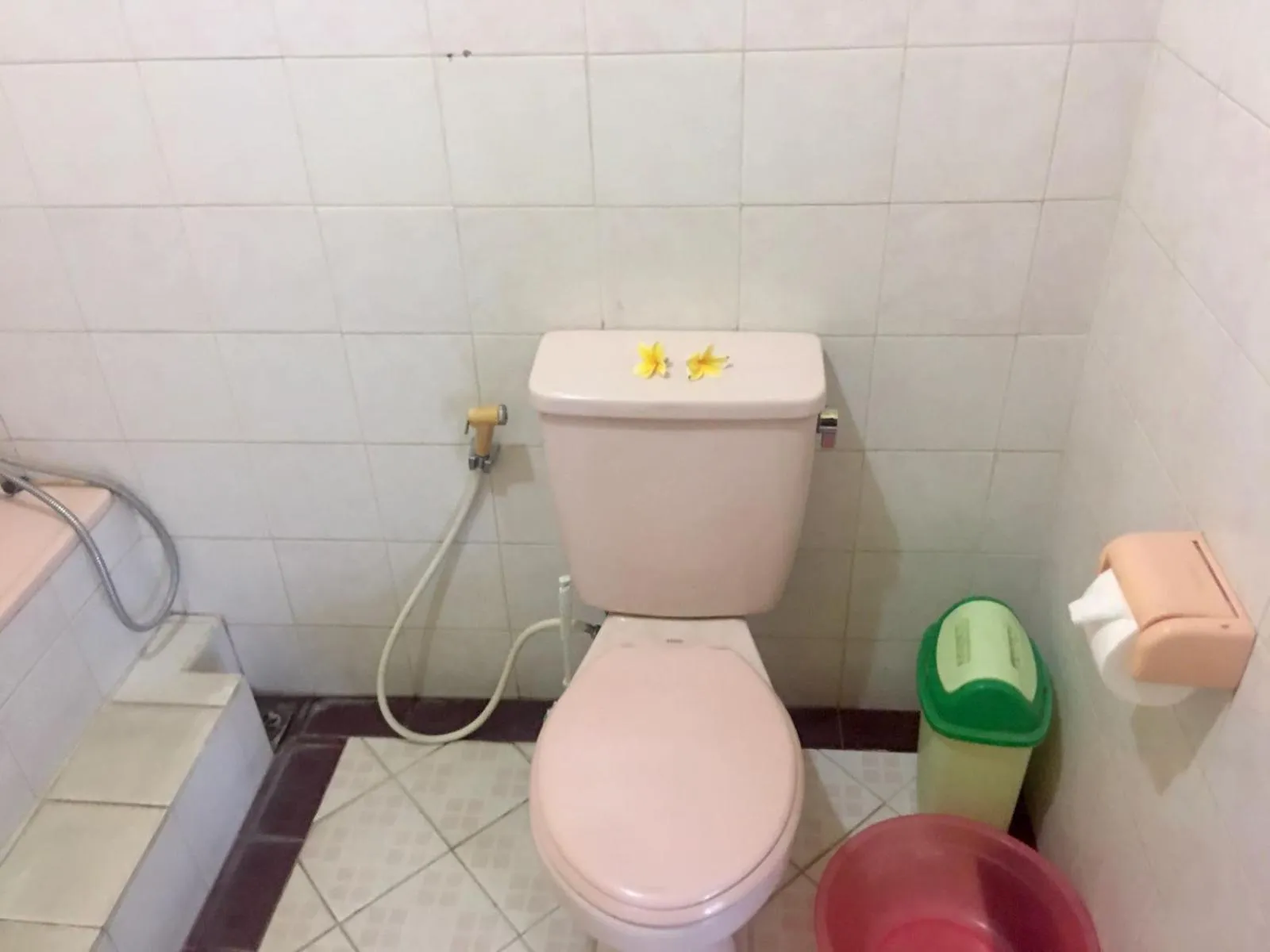 Bathroom in Puri Mandala Kaleran