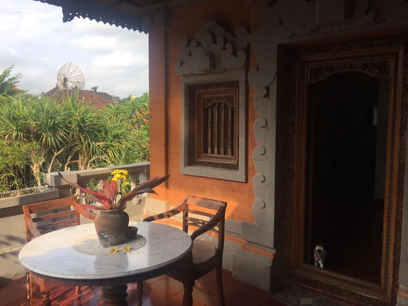 Seating area in Puri Mandala Kaleran