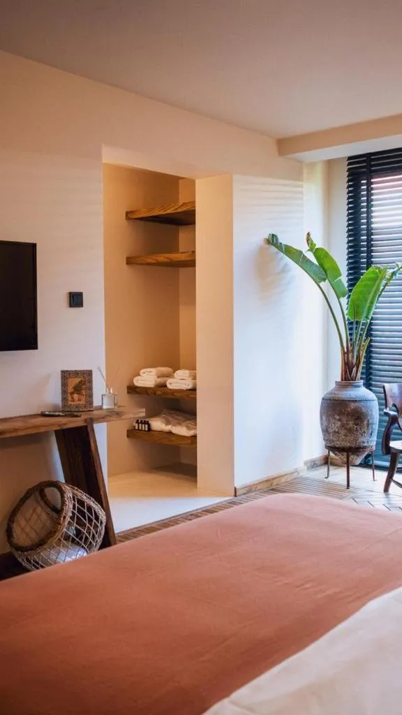 Bedroom, Bed in To Be Social House