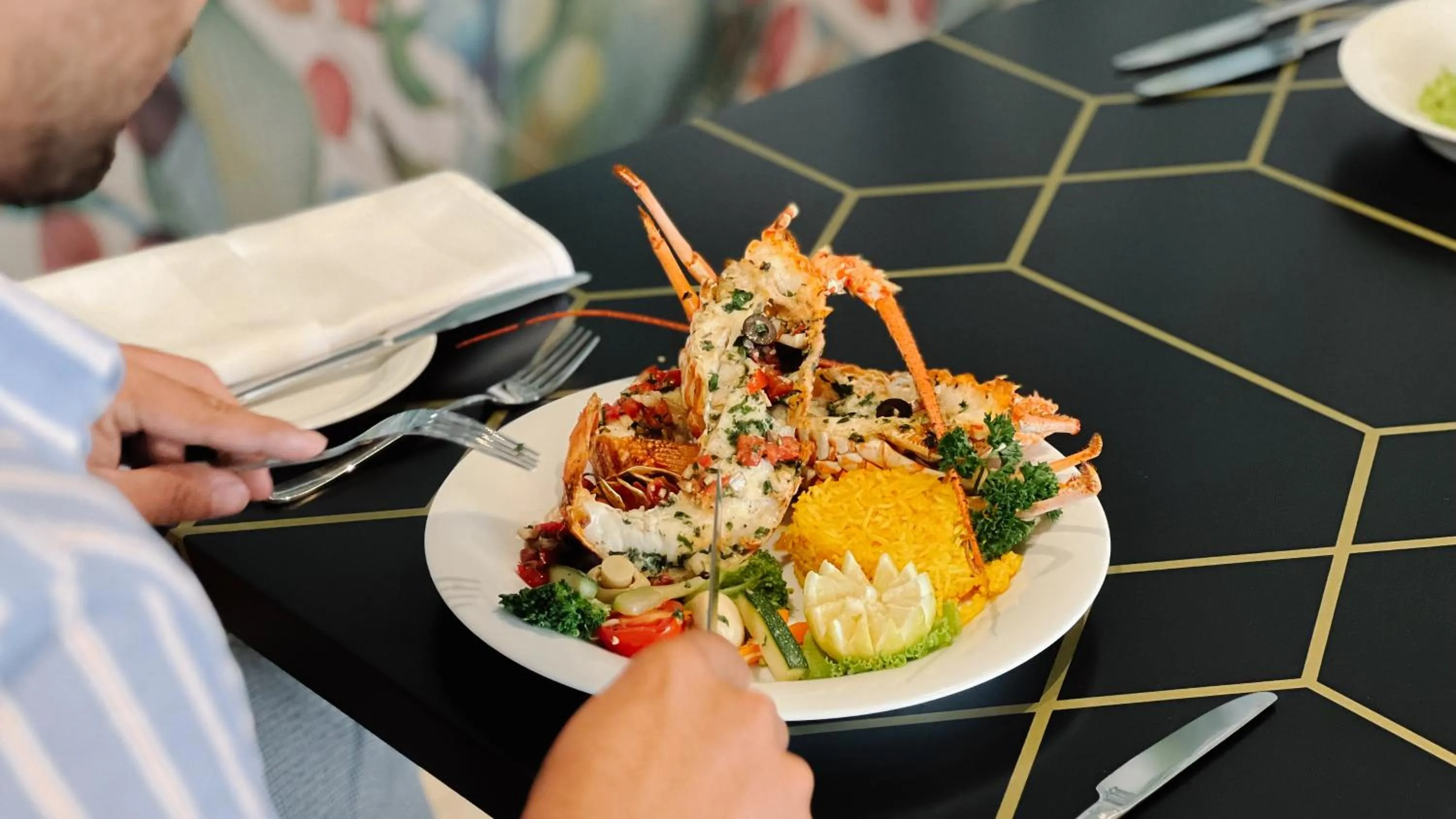 Restaurant/places to eat in Royal Green Wellness Resort