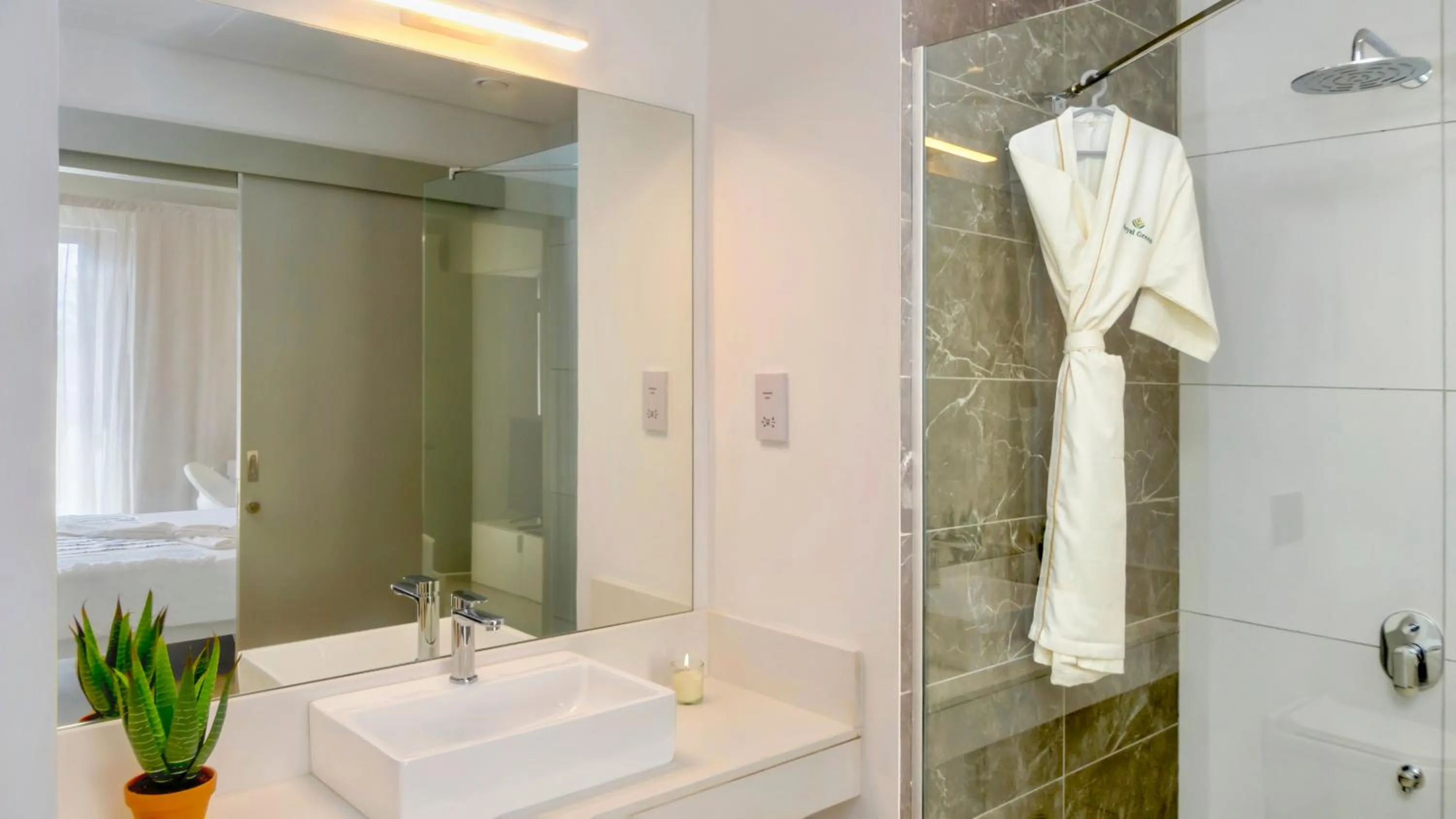 Shower in Royal Green Wellness Resort