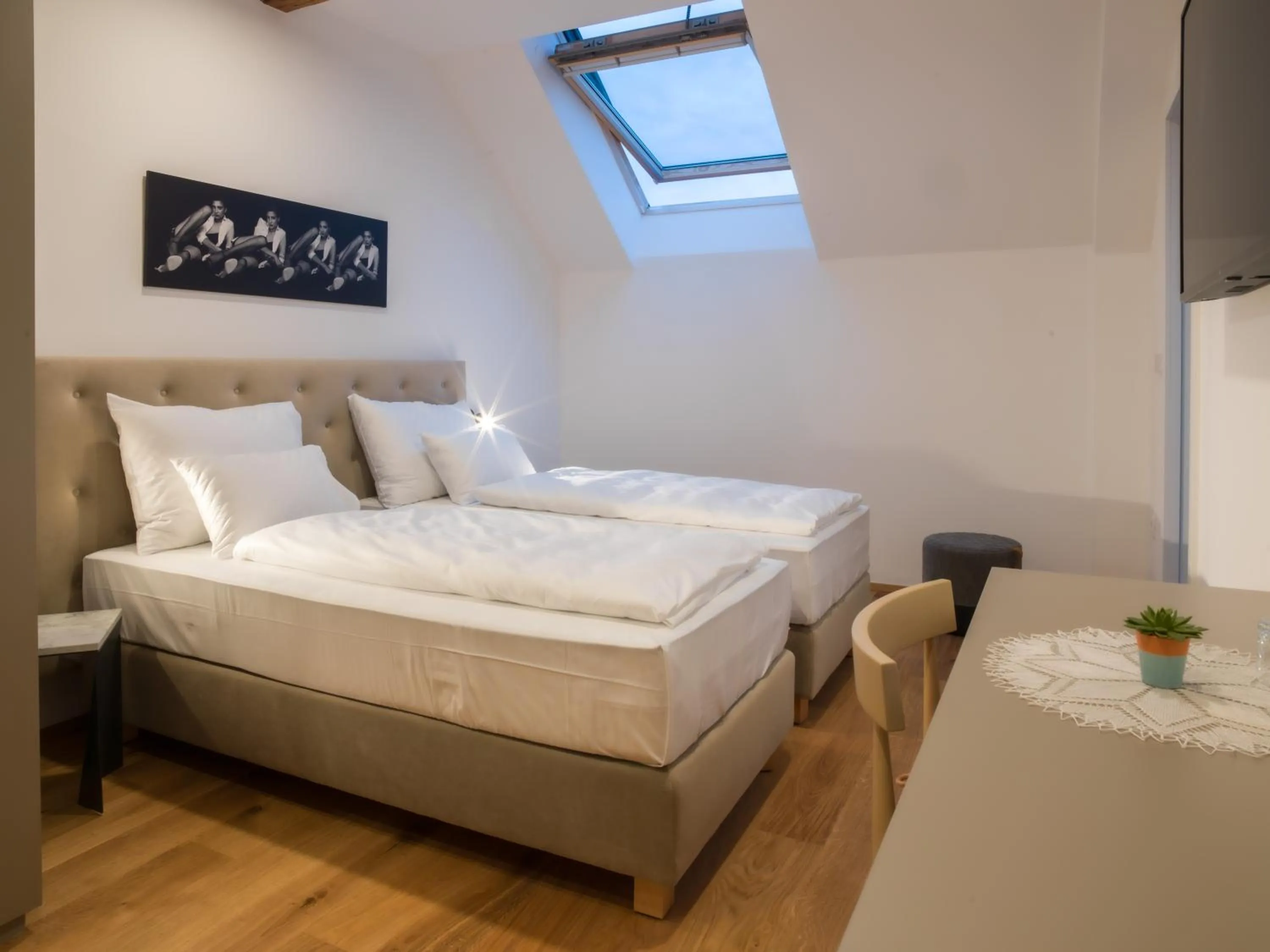 Bedroom, Bed in Hotel Belmur