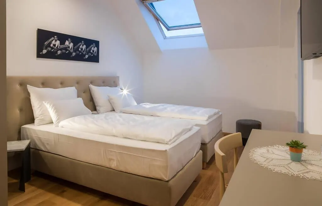 Bedroom, Bed in Hotel Belmur