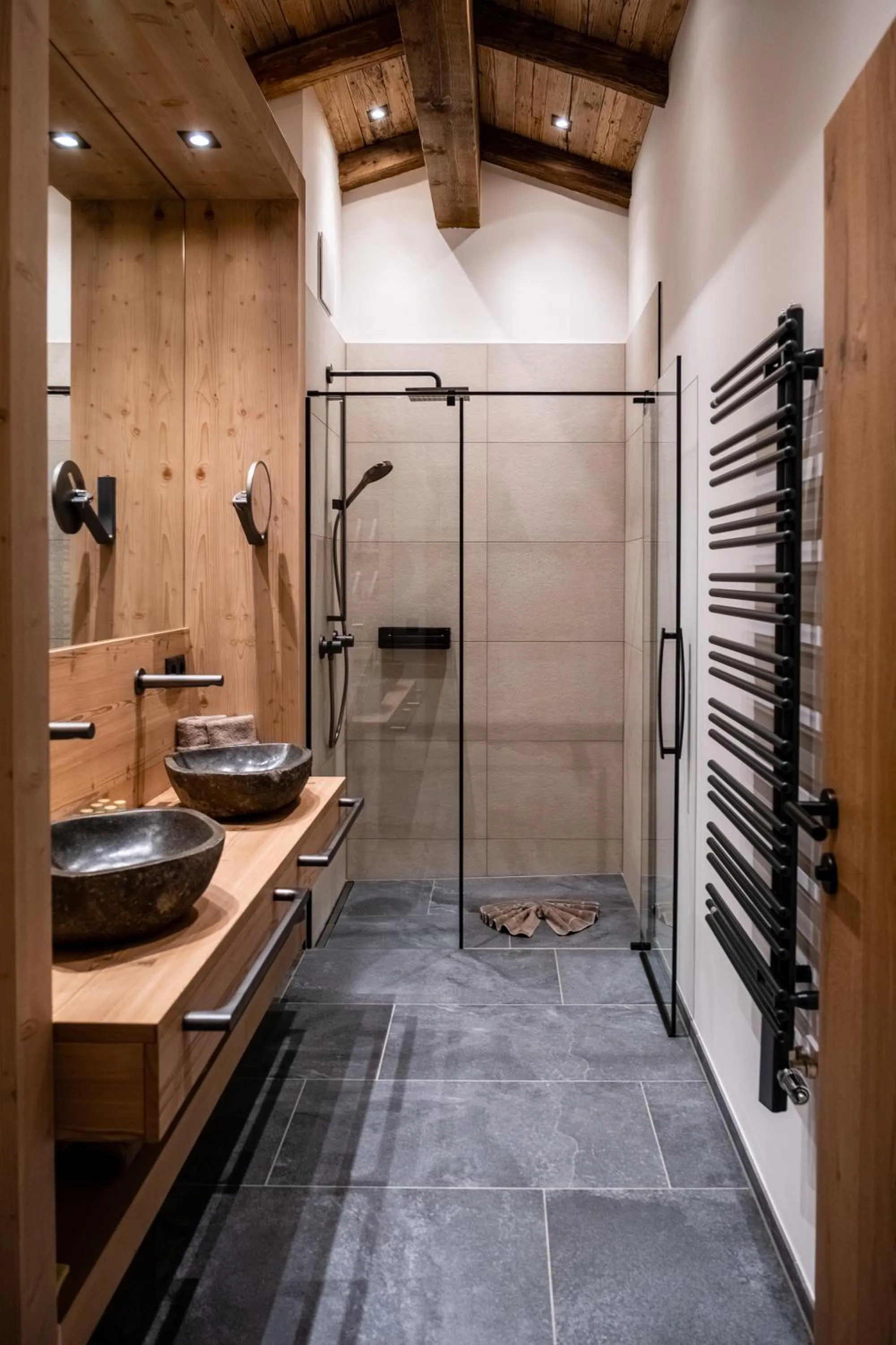 Shower in Natursinn Mountainchalets