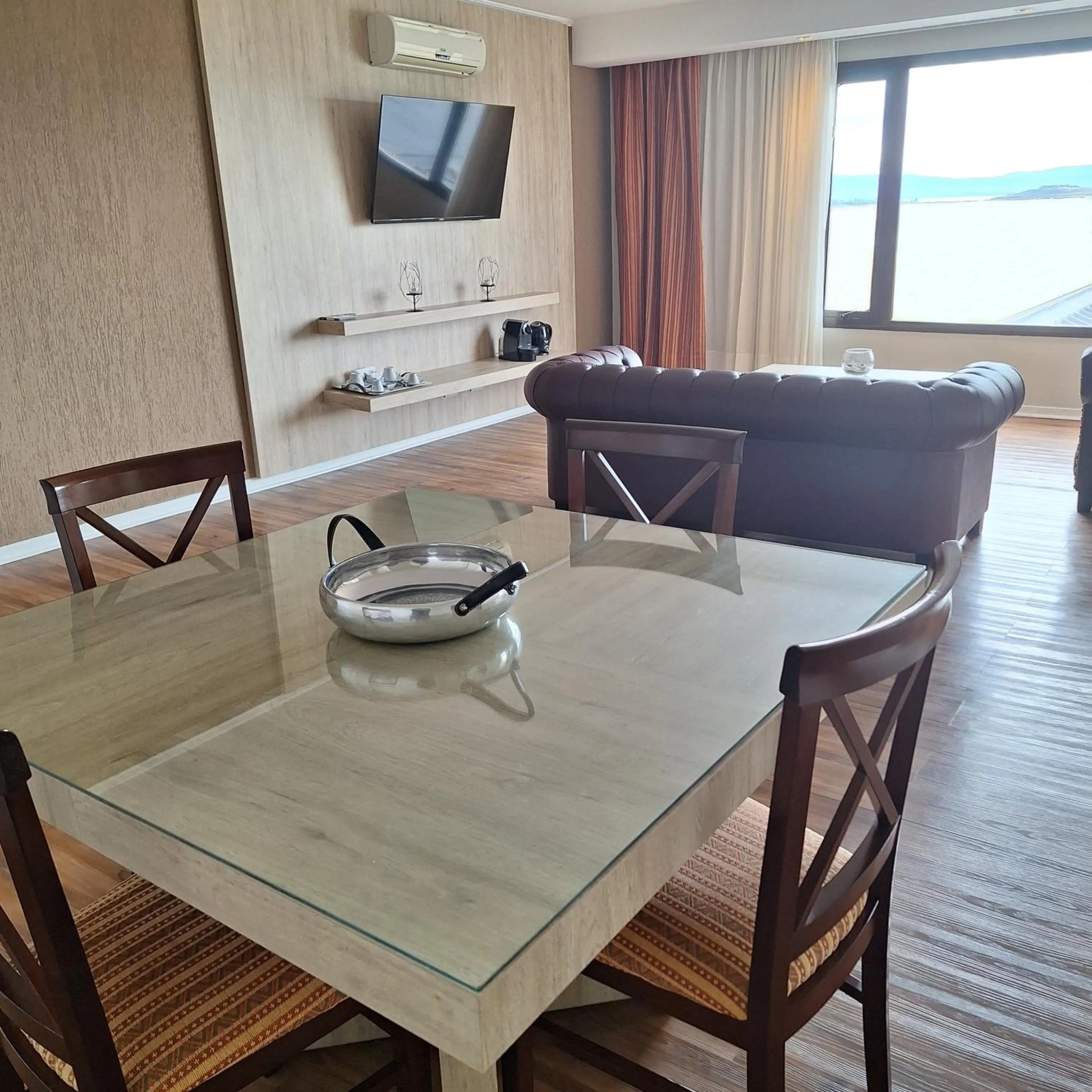 Living room in Xelena Hotel & Suites