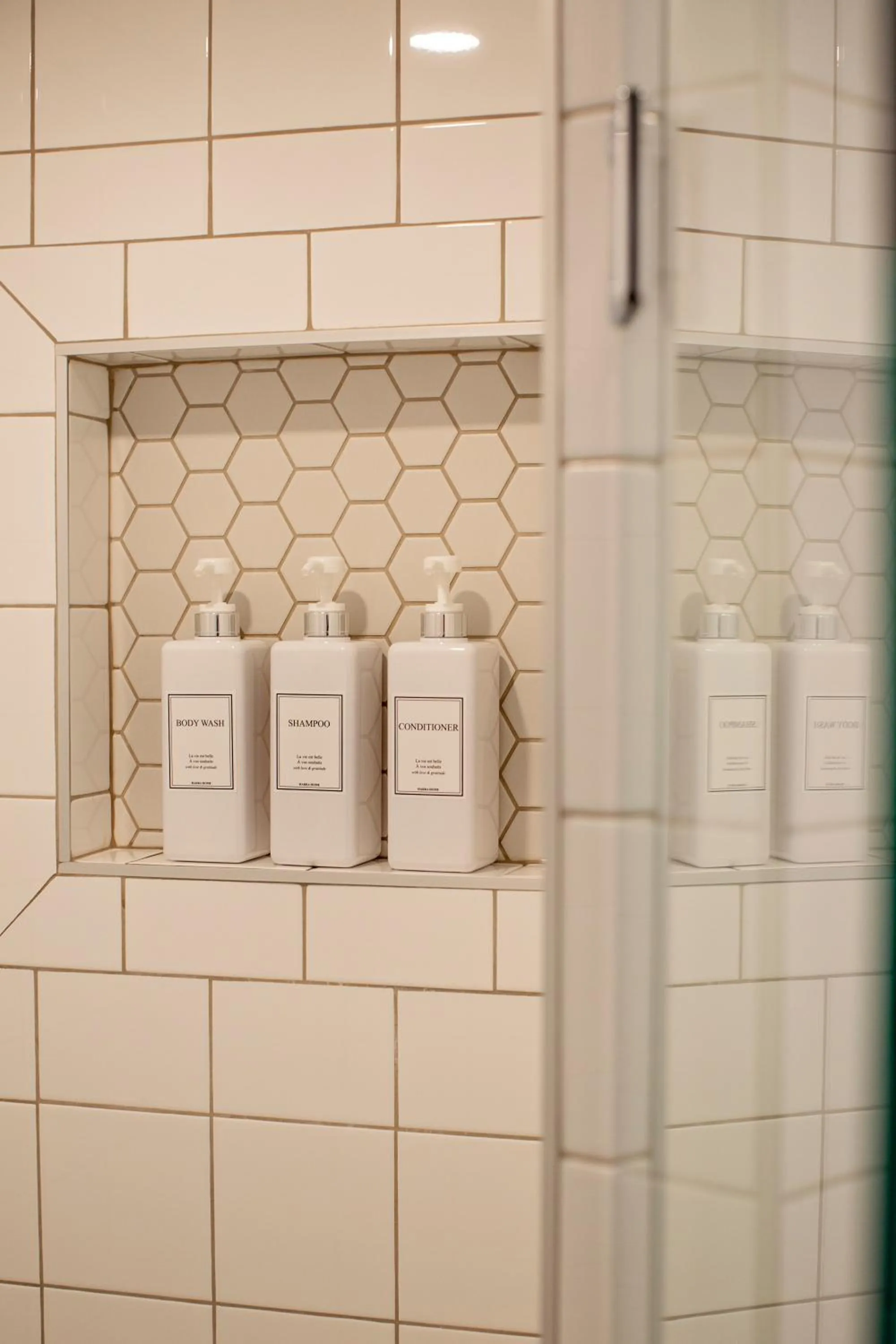 Bathroom in Stirling All Suites Hotel