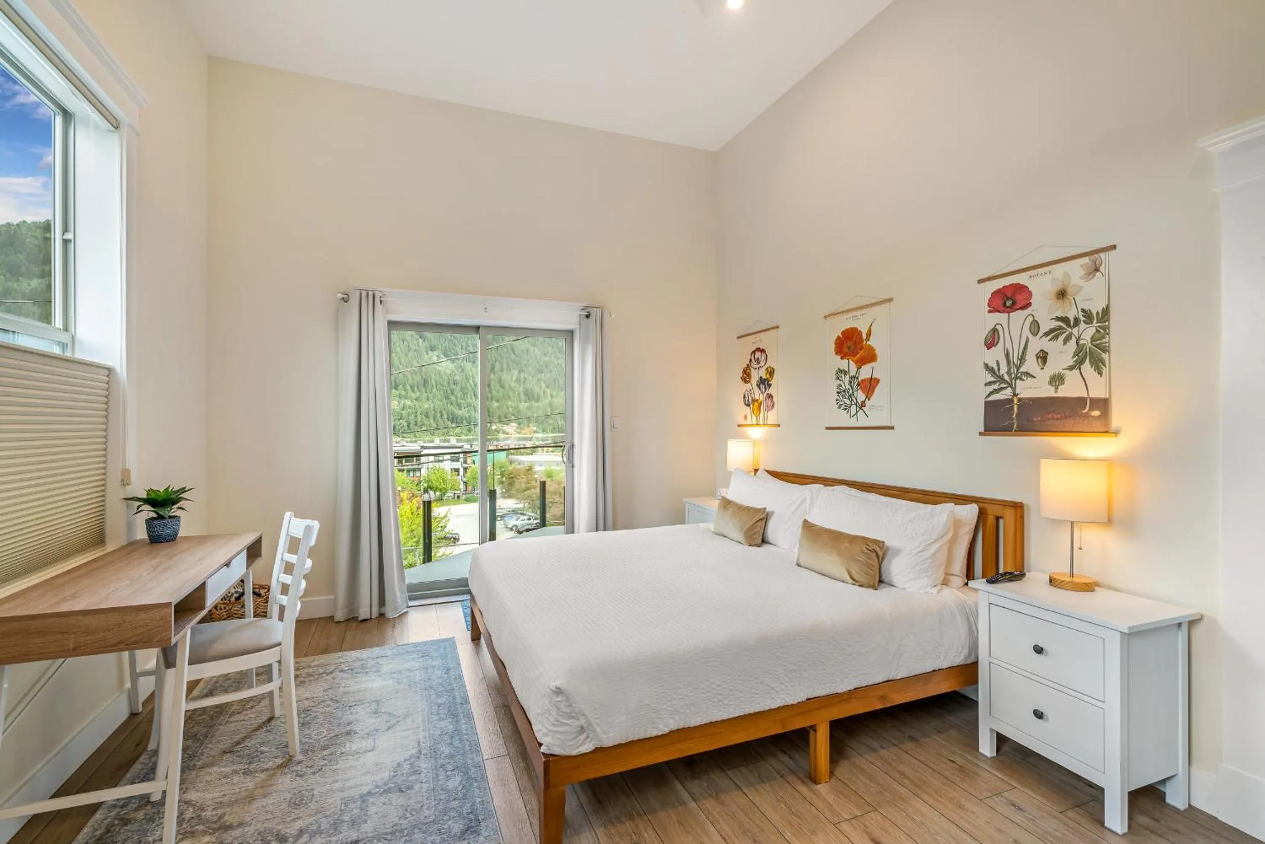 Bed in Stirling All Suites Hotel