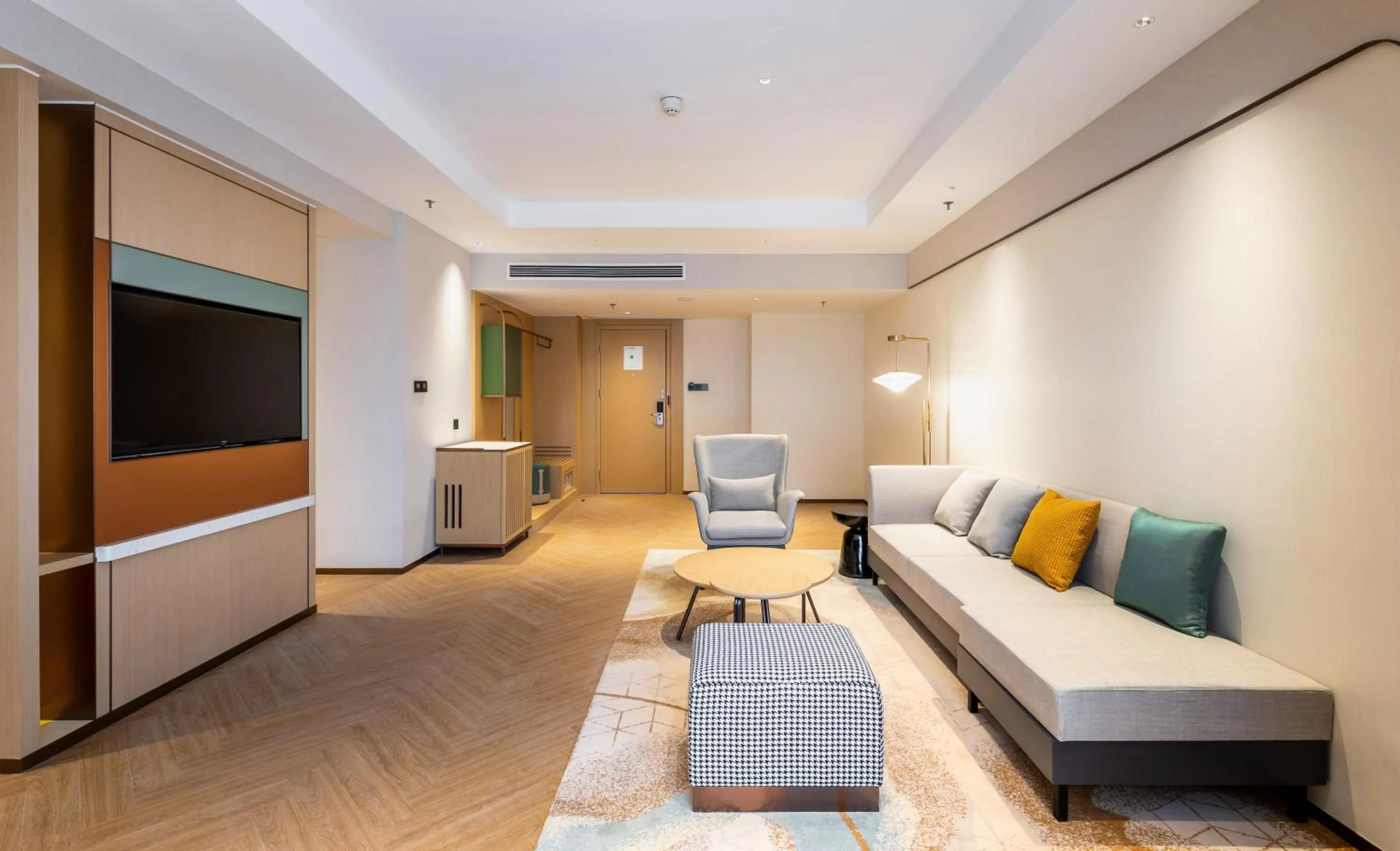 Seating area in Holiday Inn Chongqing Guanyinqiao, an IHG Hotel