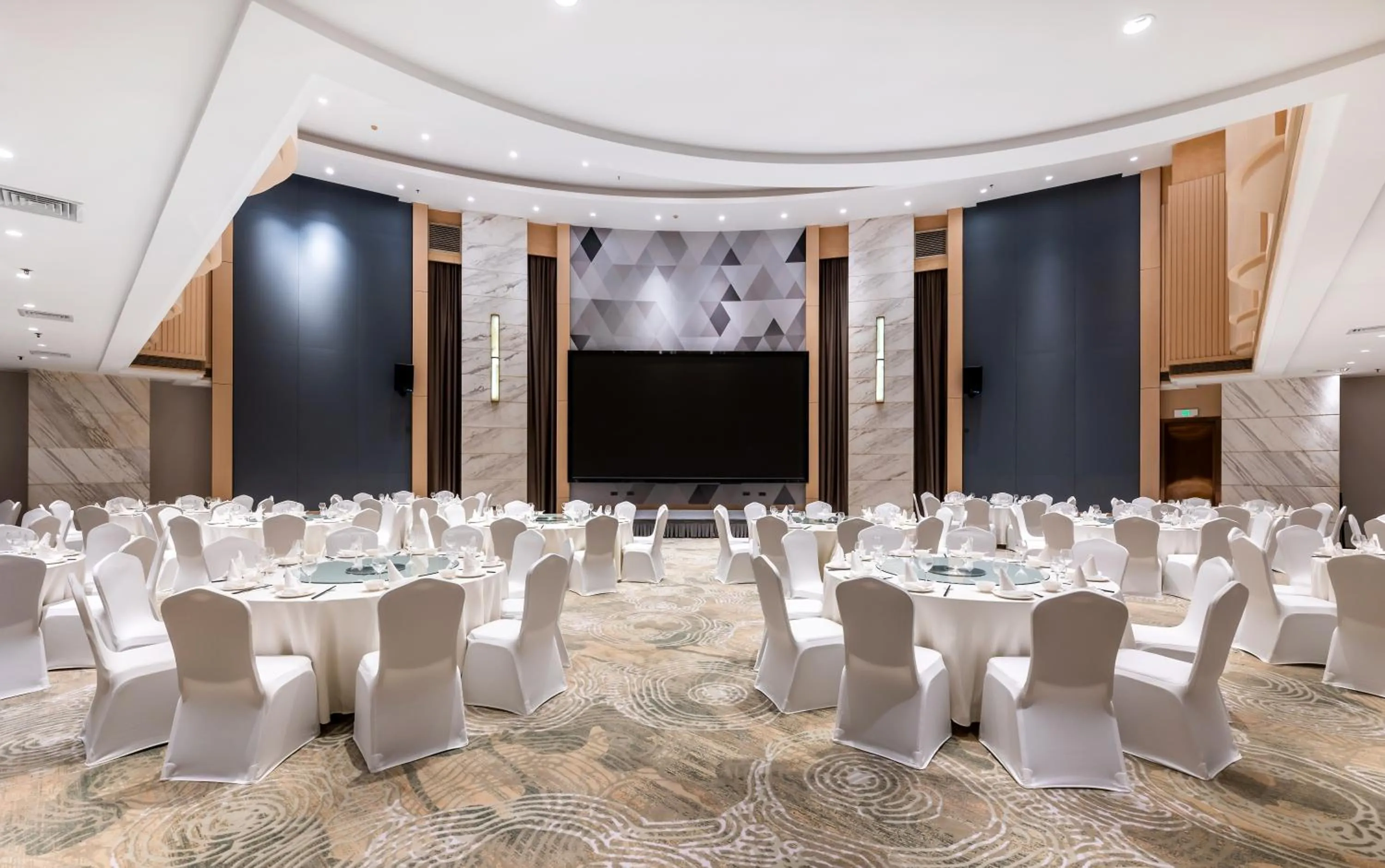 Banquet/Function facilities in Holiday Inn Chongqing Guanyinqiao, an IHG Hotel