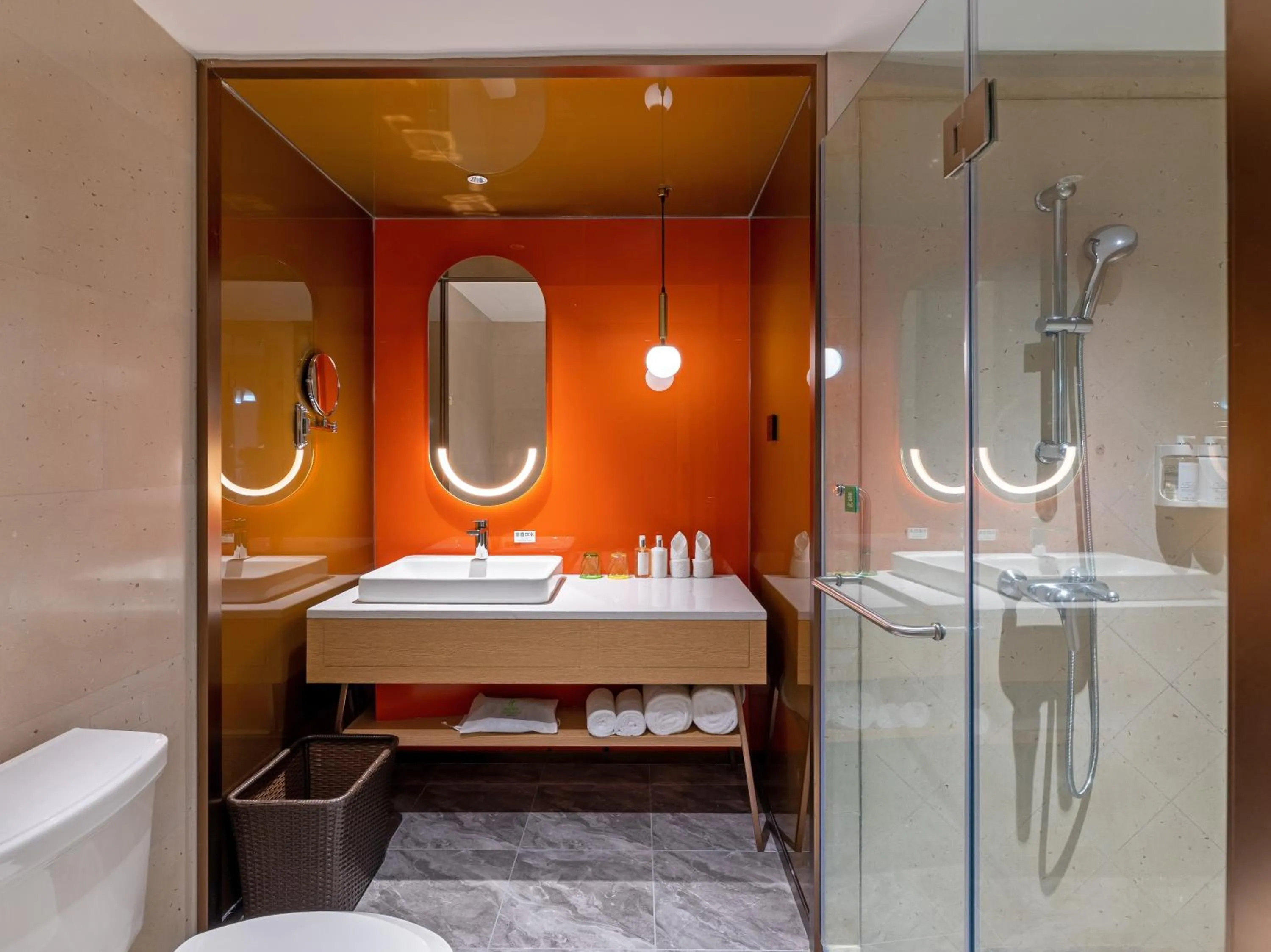 Toilet in Holiday Inn Chongqing Guanyinqiao, an IHG Hotel