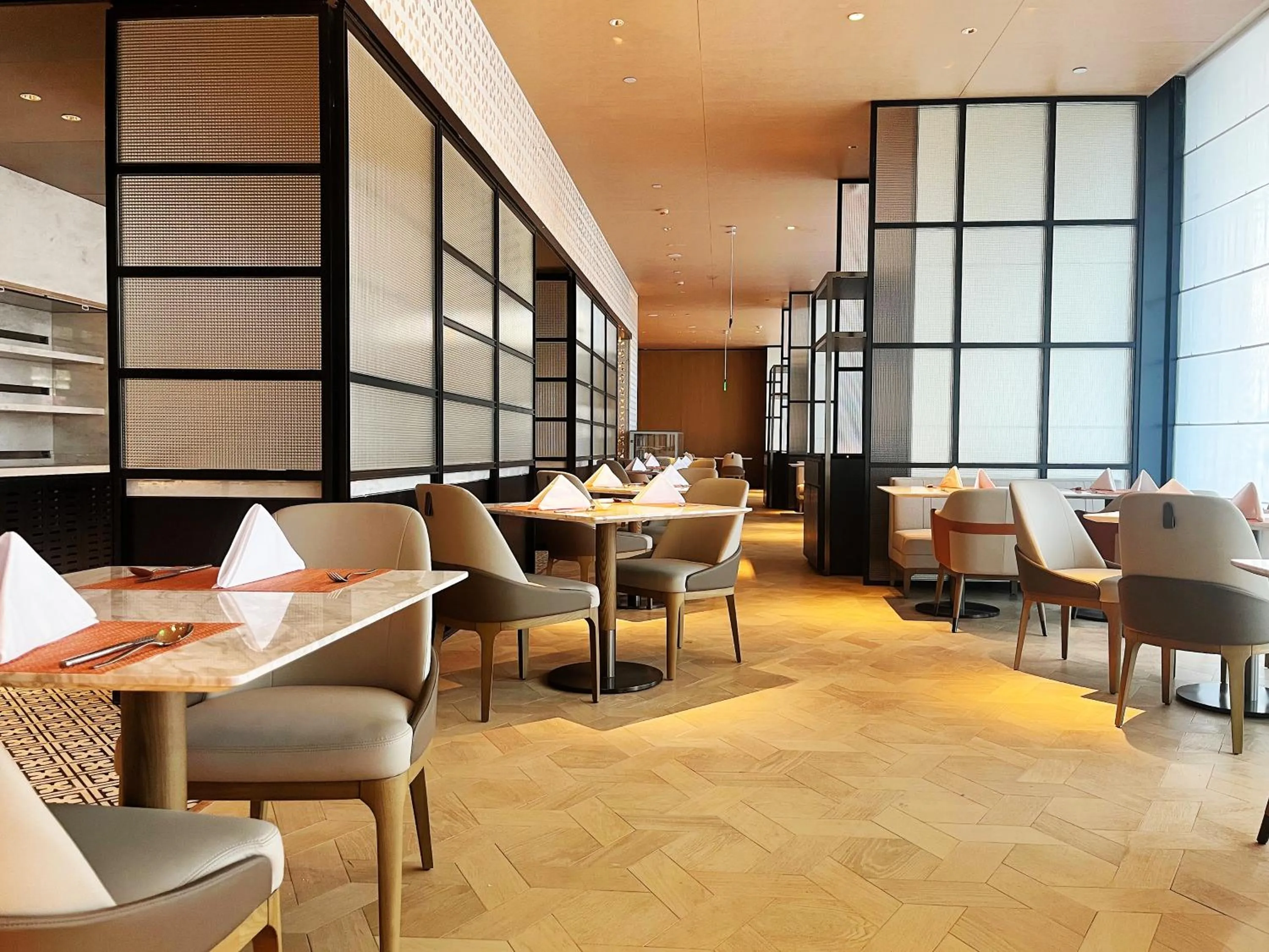 Restaurant/places to eat in Crowne Plaza Hohhot City Center