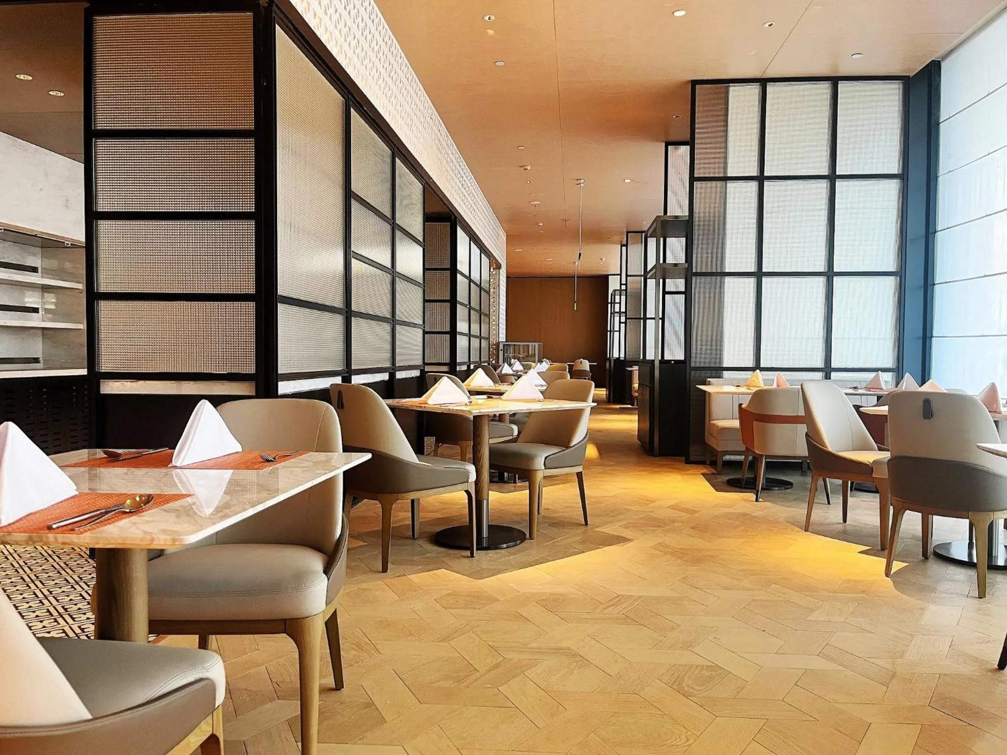 Restaurant/places to eat in Crowne Plaza Hohhot City Center