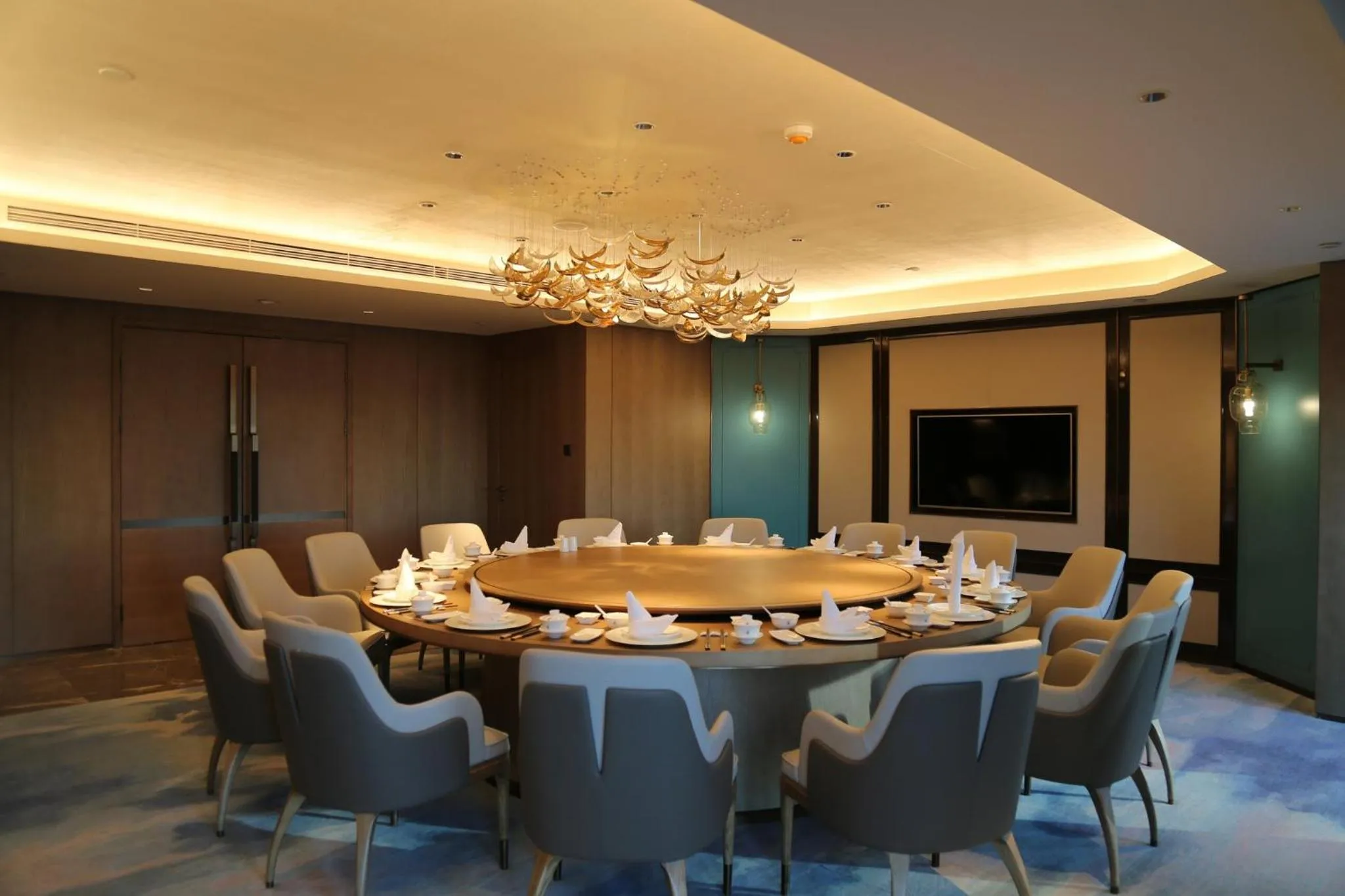 Restaurant/places to eat in Crowne Plaza Hohhot City Center