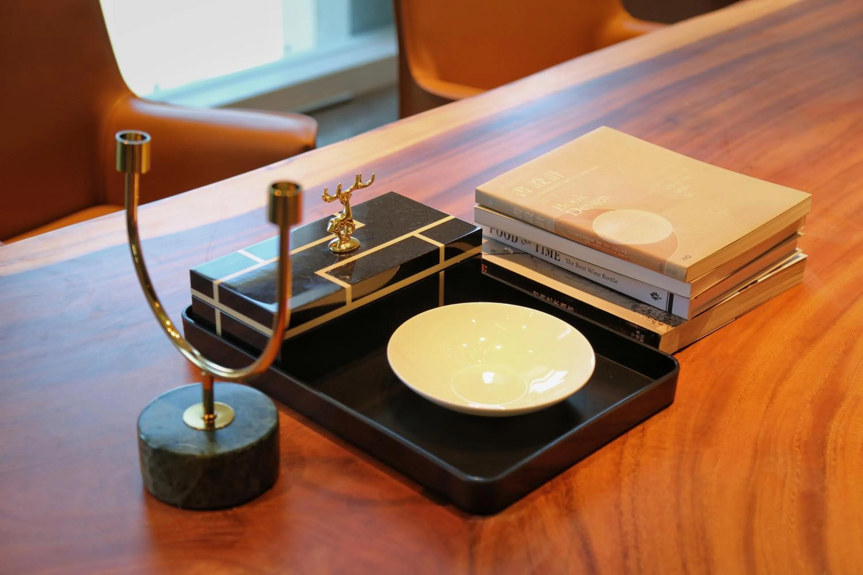 Seating area in Crowne Plaza Hohhot City Center