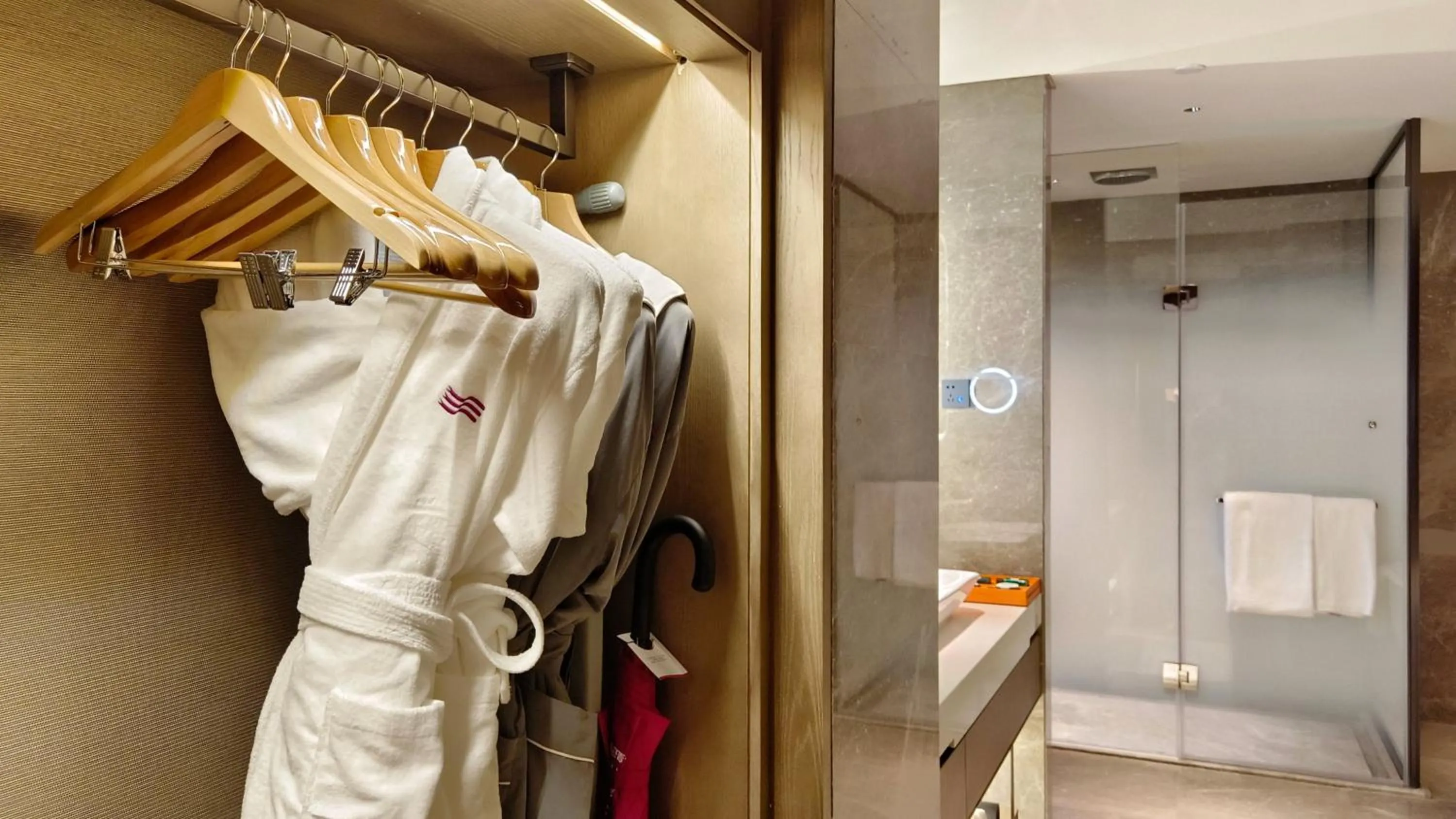 Photo of the whole room in Crowne Plaza Hohhot City Center