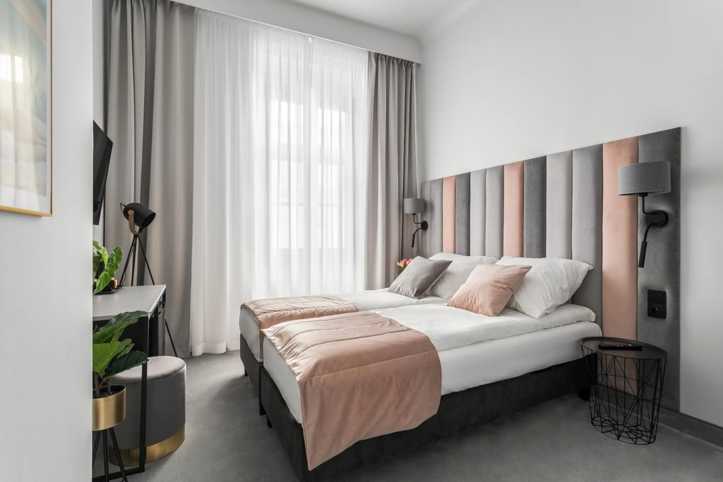 Bed in Old Town Residence - Premium Aparthotel