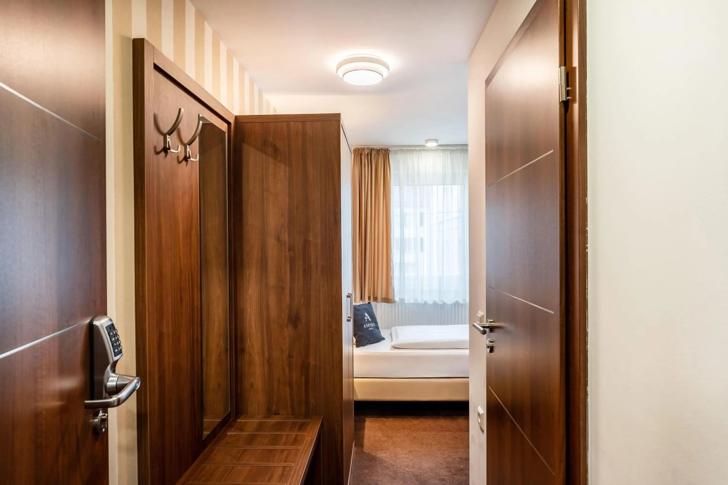 Photo of the whole room, Bed in Aspire Castillo Reutlingen, Trademark Collection by Wyndham