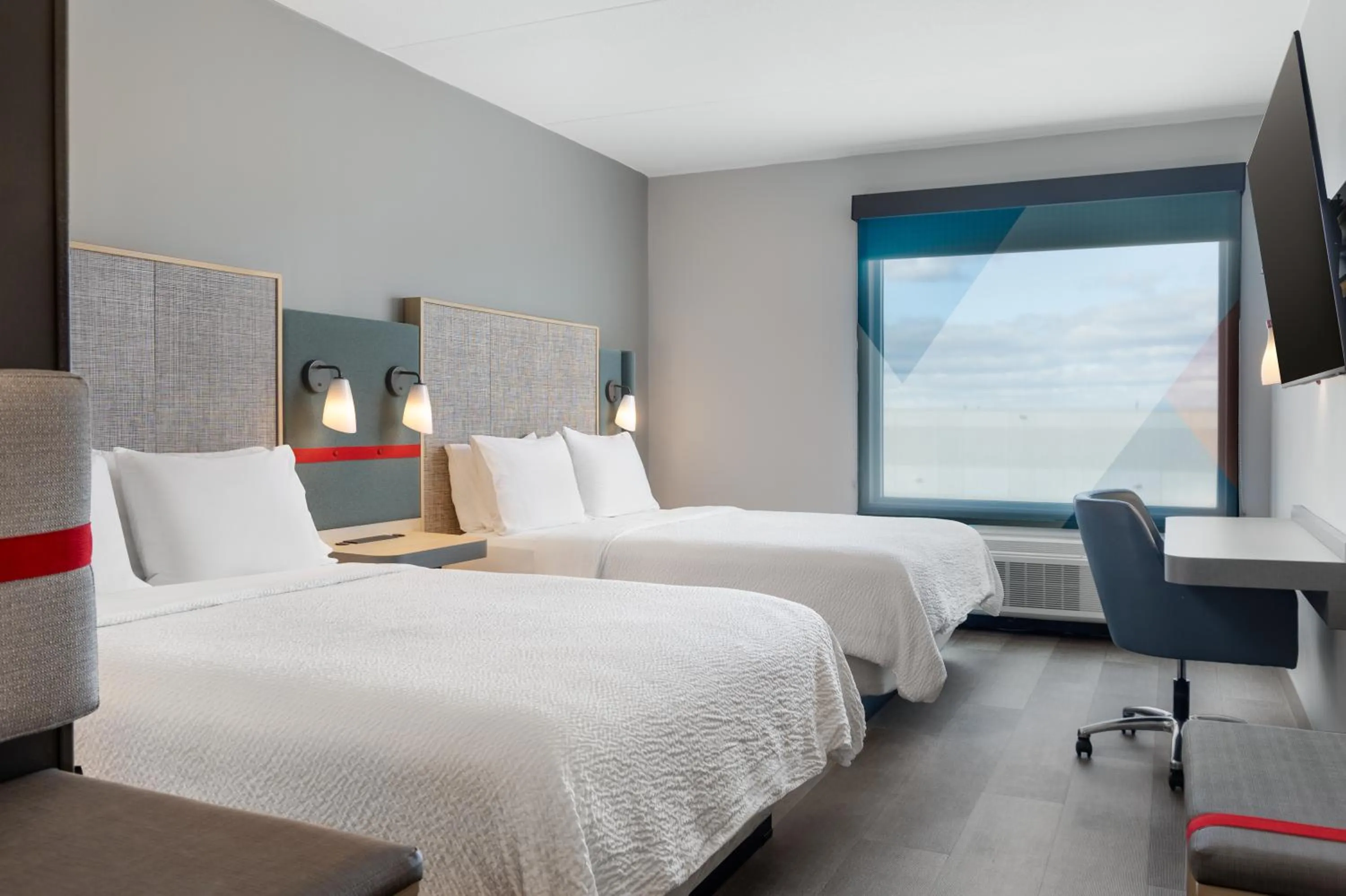 Bed in avid Hotel - Toronto - Vaughan Southwest by IHG