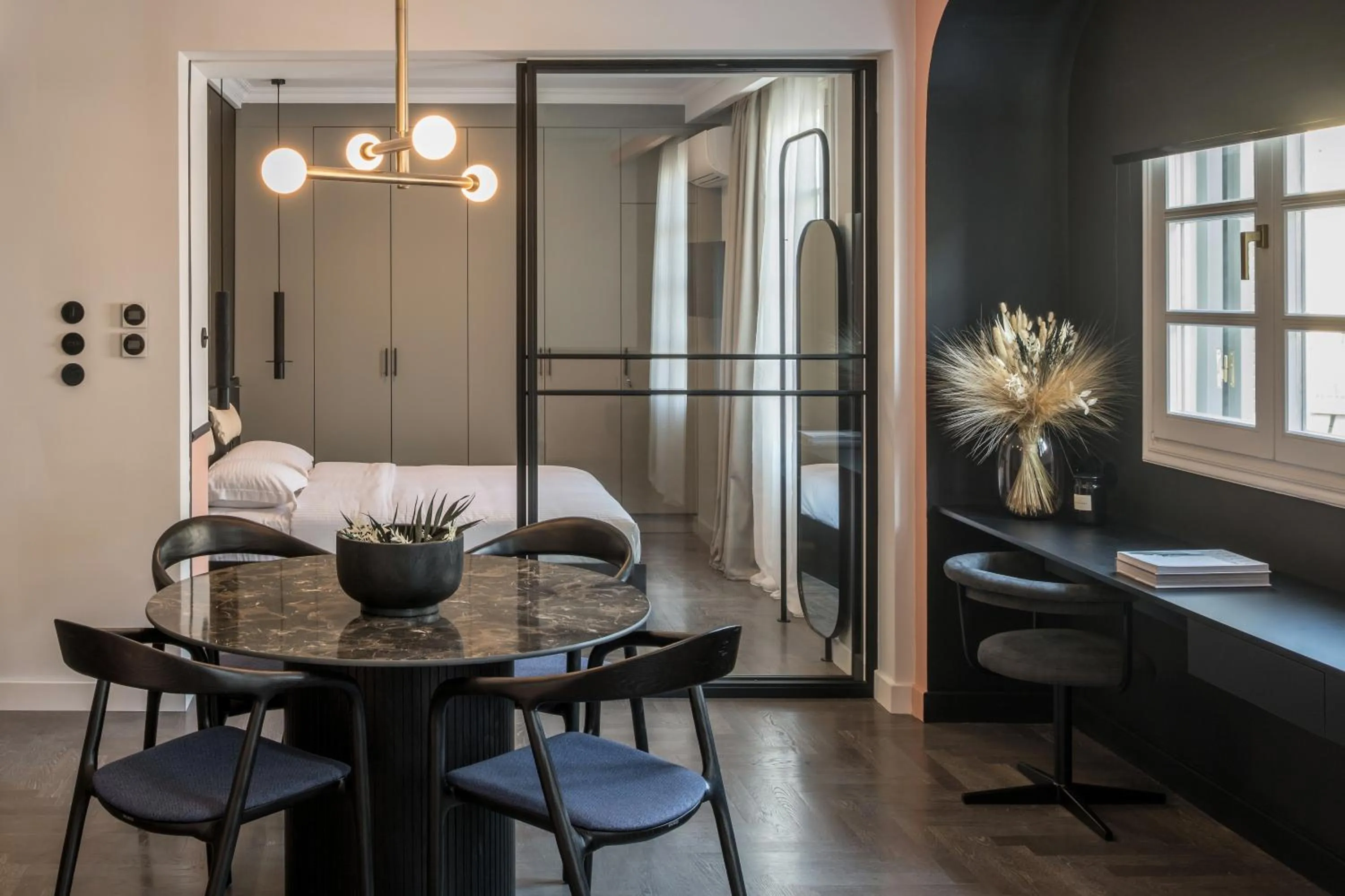 Living room, Bed in 72 AD Suites