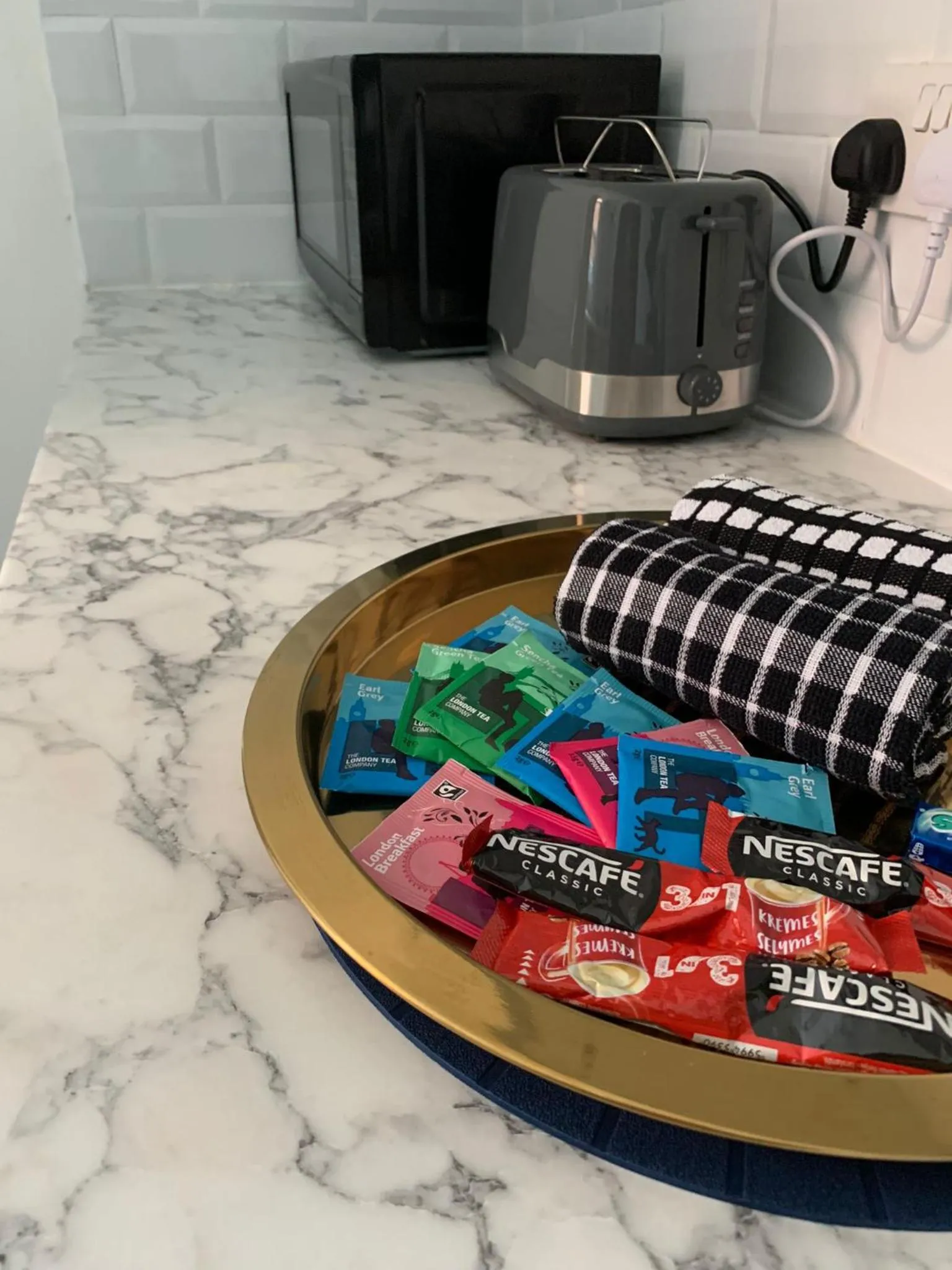 Kitchen or kitchenette in House of cosy dots