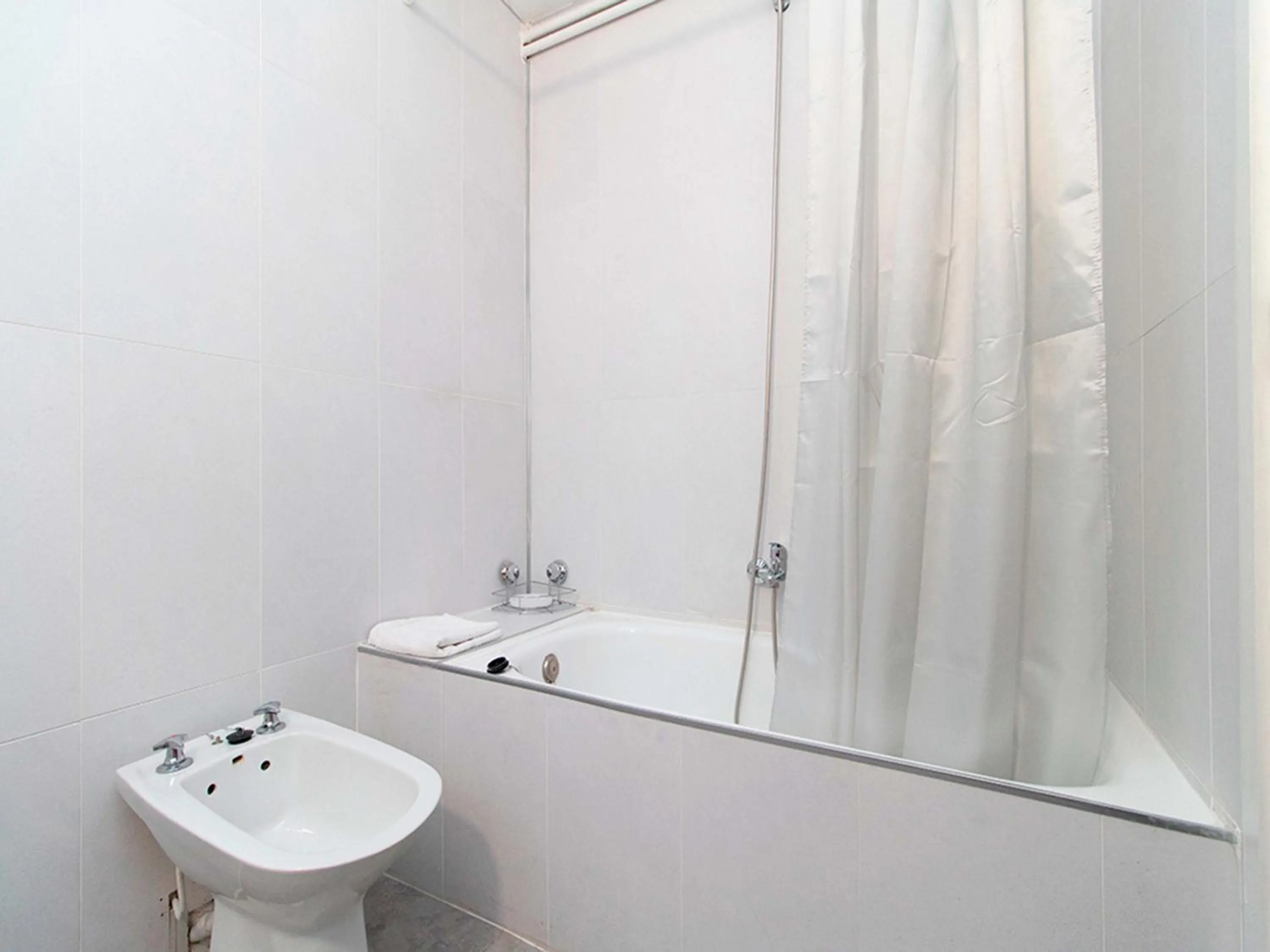 Bathroom in Hotel Pere D'Urg 3000