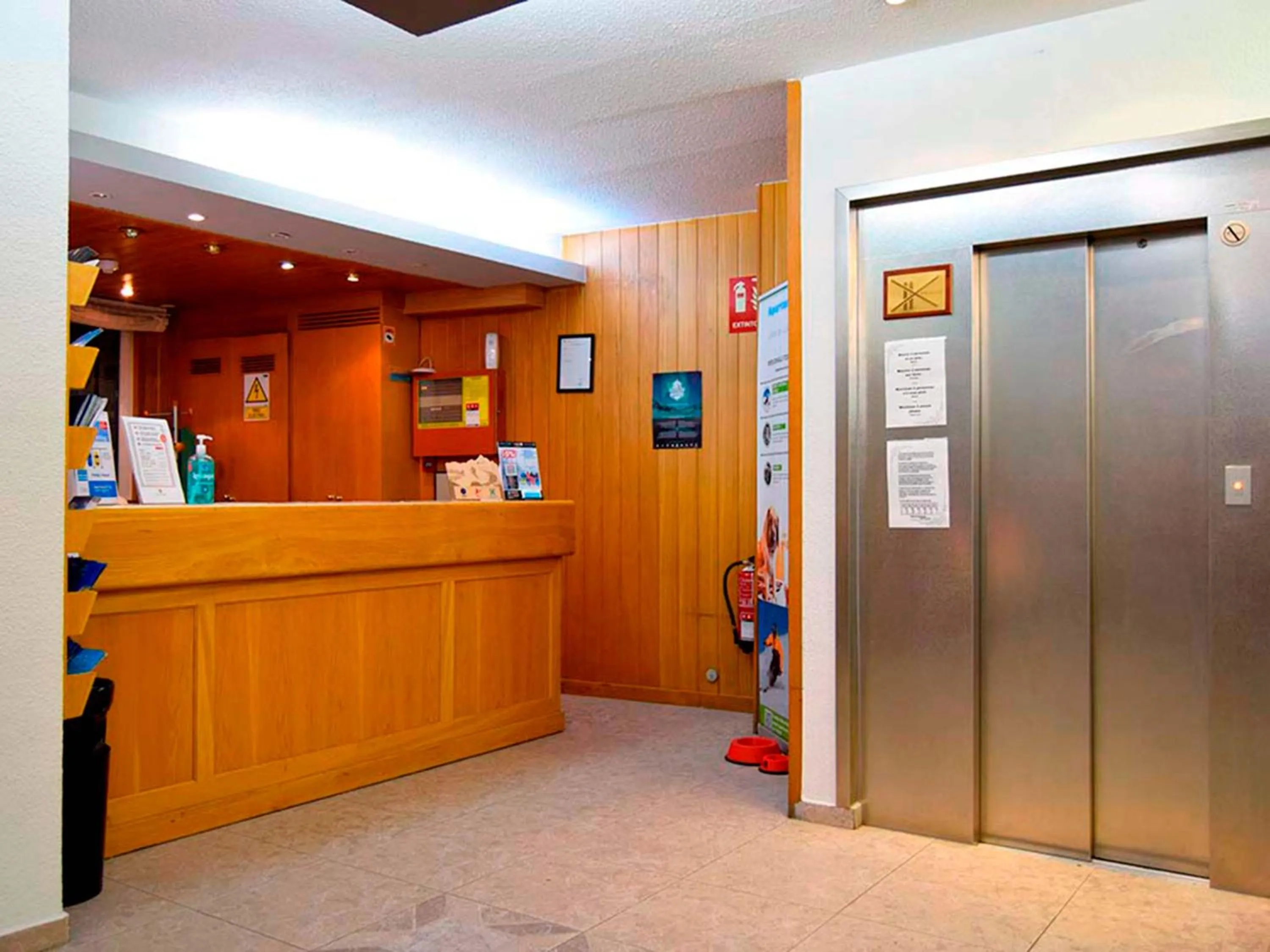 Lobby or reception in Hotel Pere D'Urg 3000