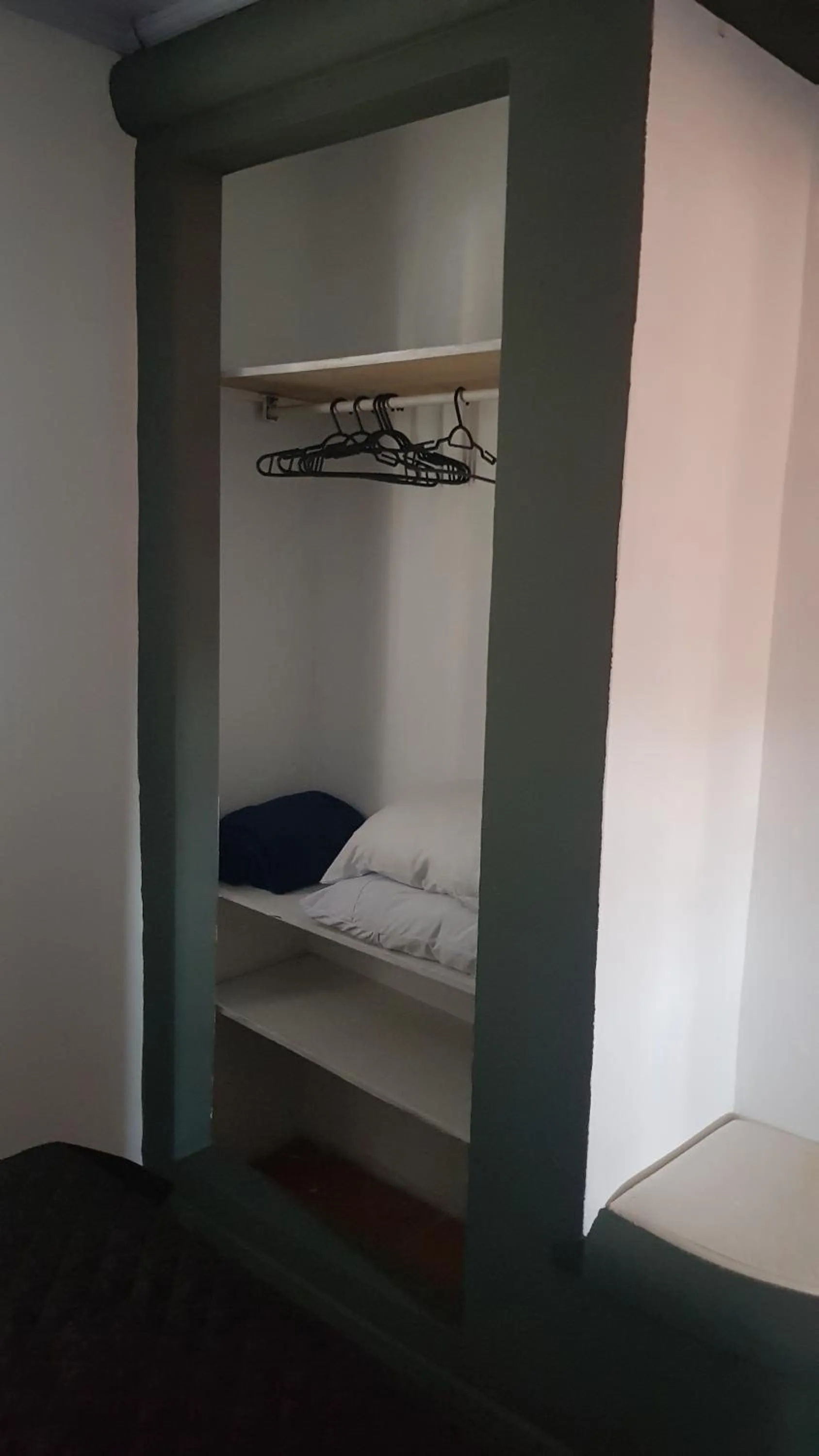 wardrobe, Bed in Pousada Portal da Praia