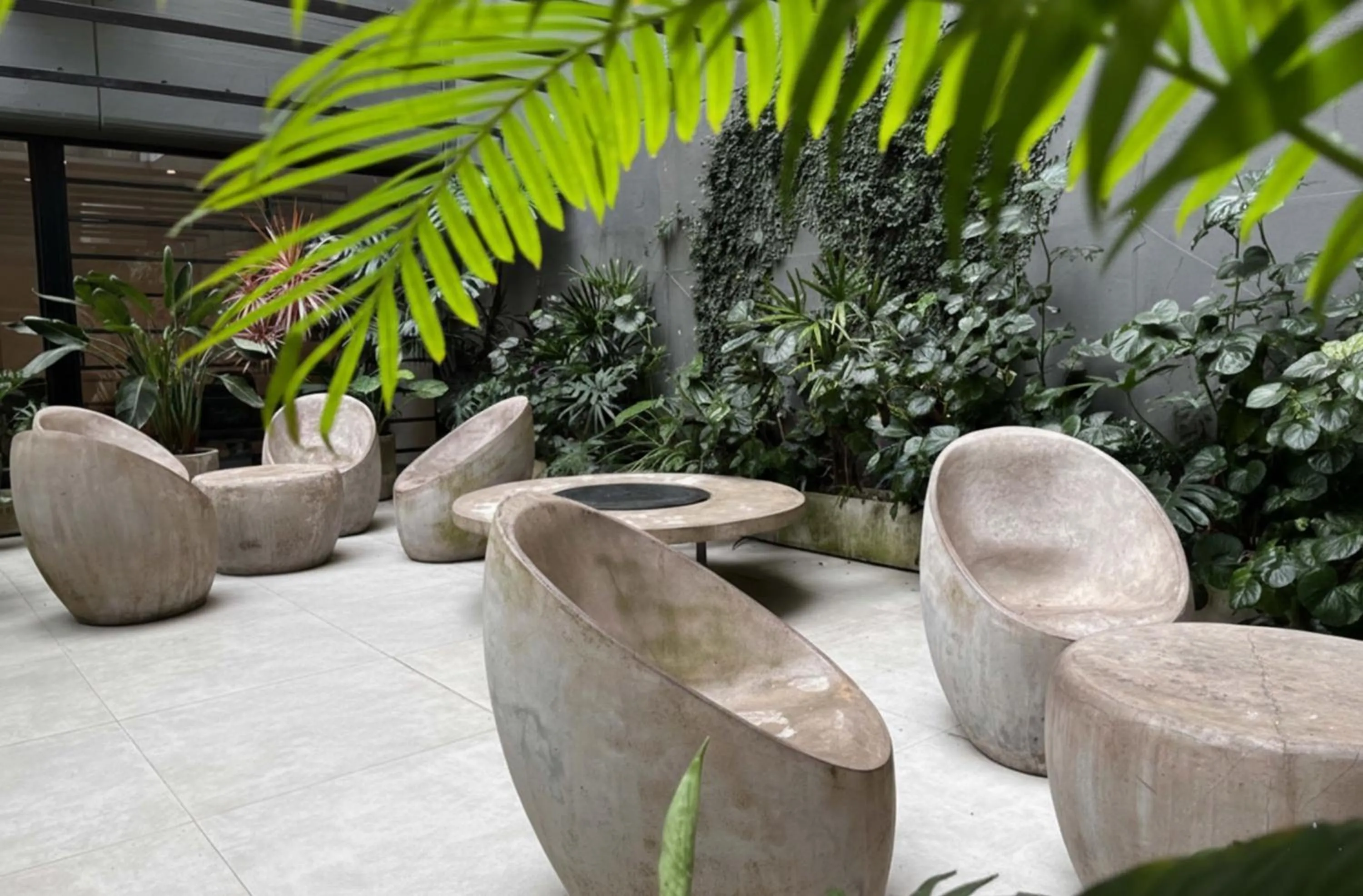 Patio in Deco Collection