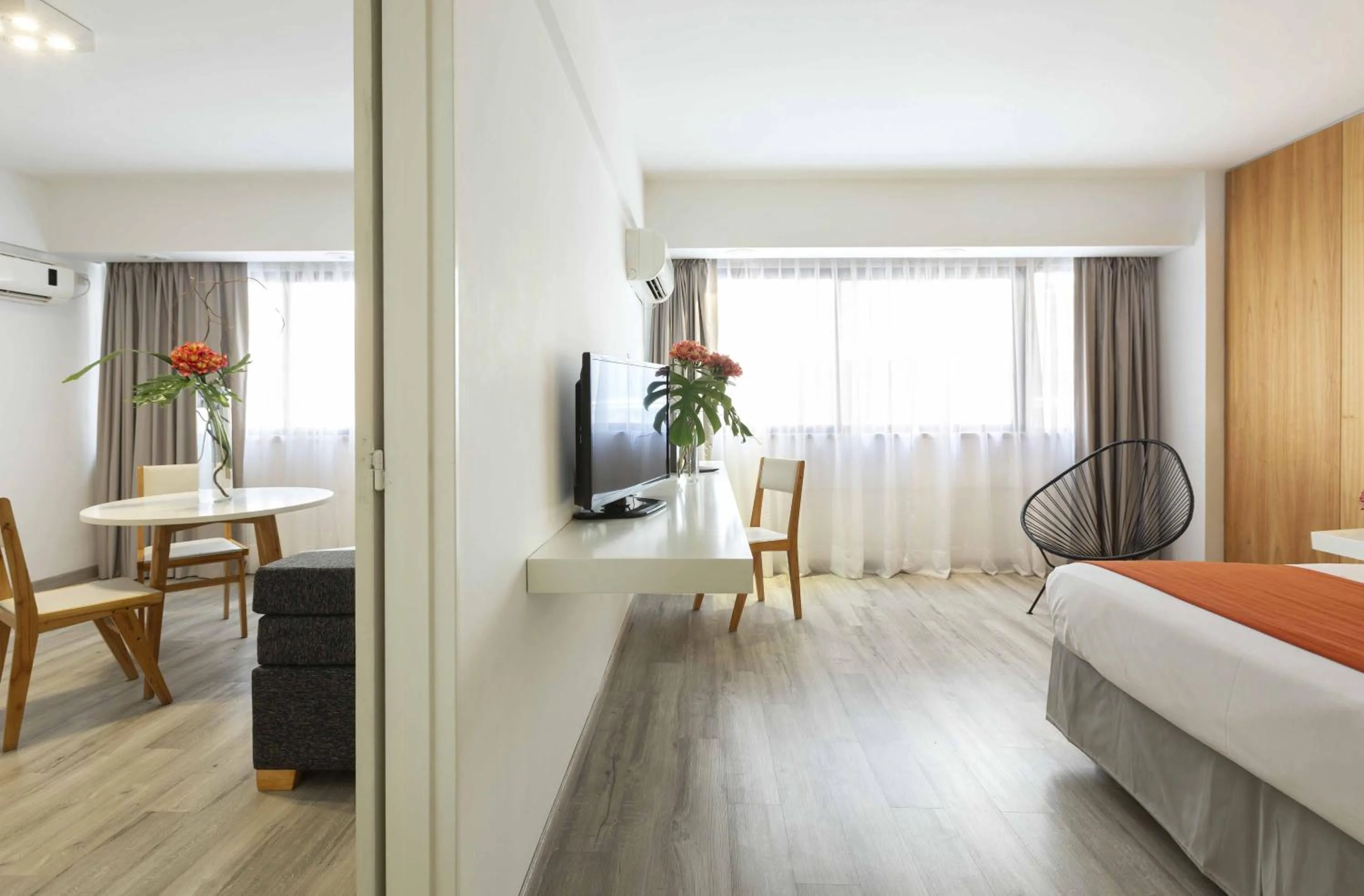 Bedroom, Bed in Deco Collection