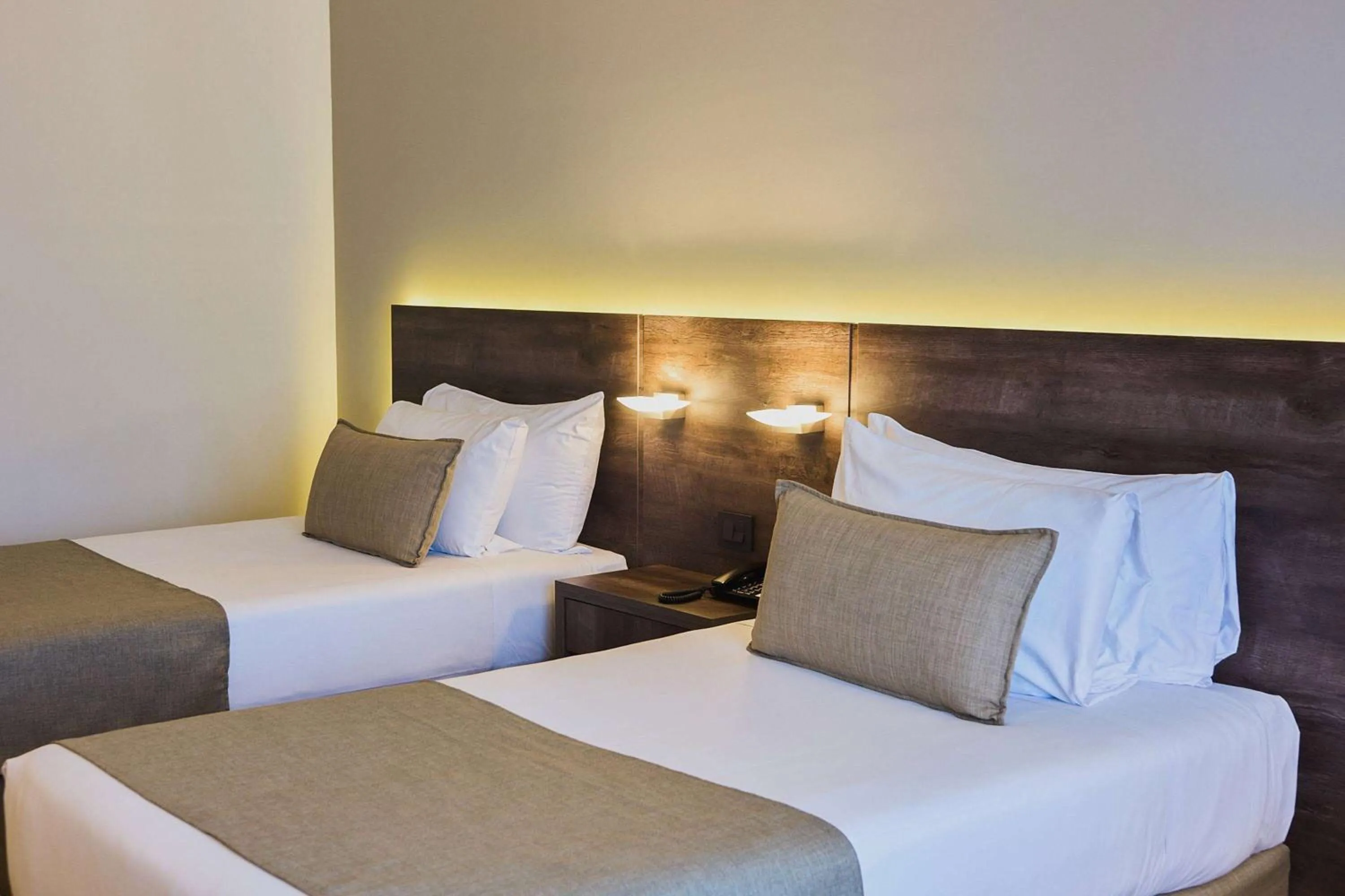 Bed in Dazzler by Wyndham Buenos Aires San Martin