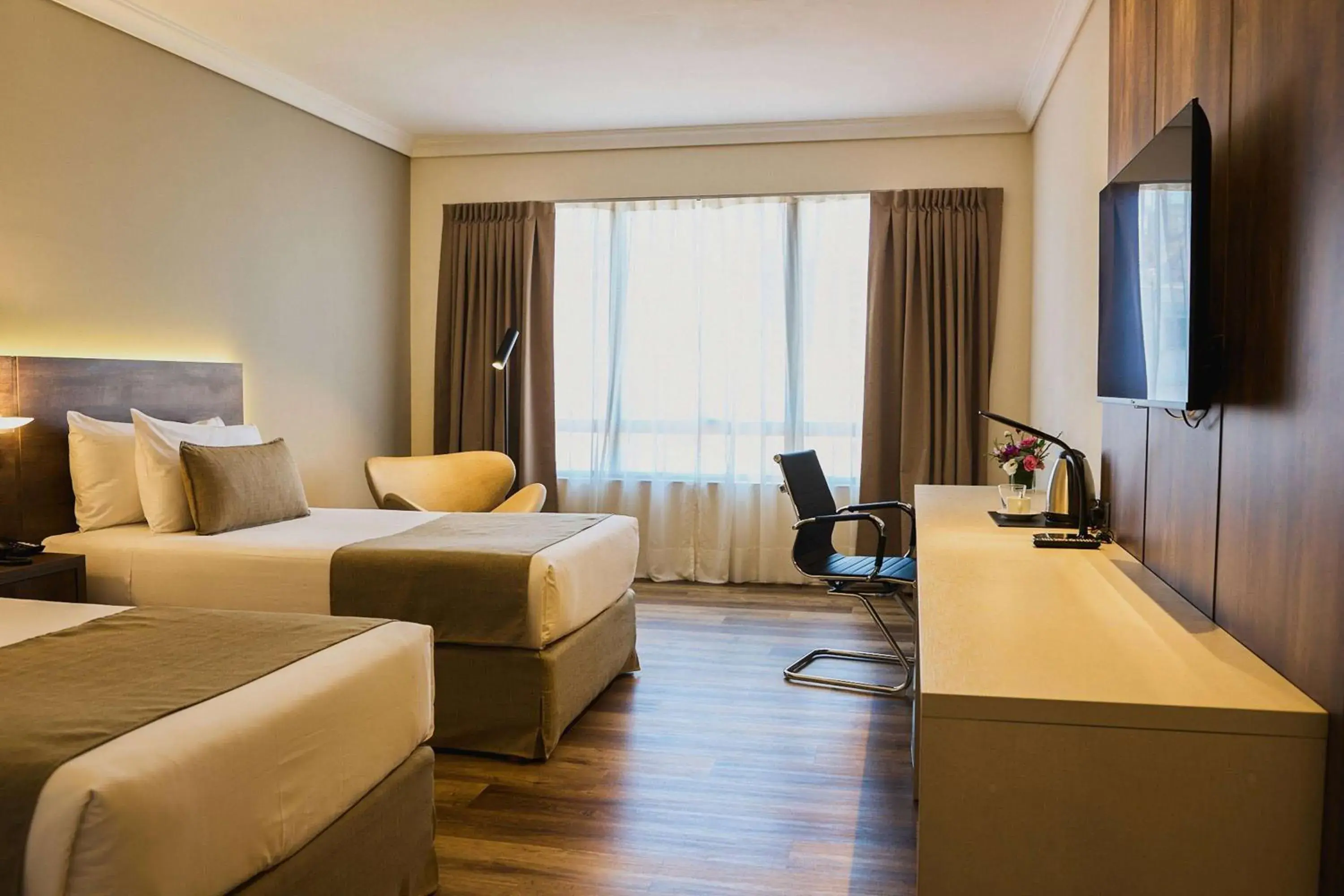 Twin Room - Non-Smoking in Dazzler by Wyndham Buenos Aires San Martin Twin Room - Non-Smoking in Dazzler by Wyndham Buenos Aires San Martin