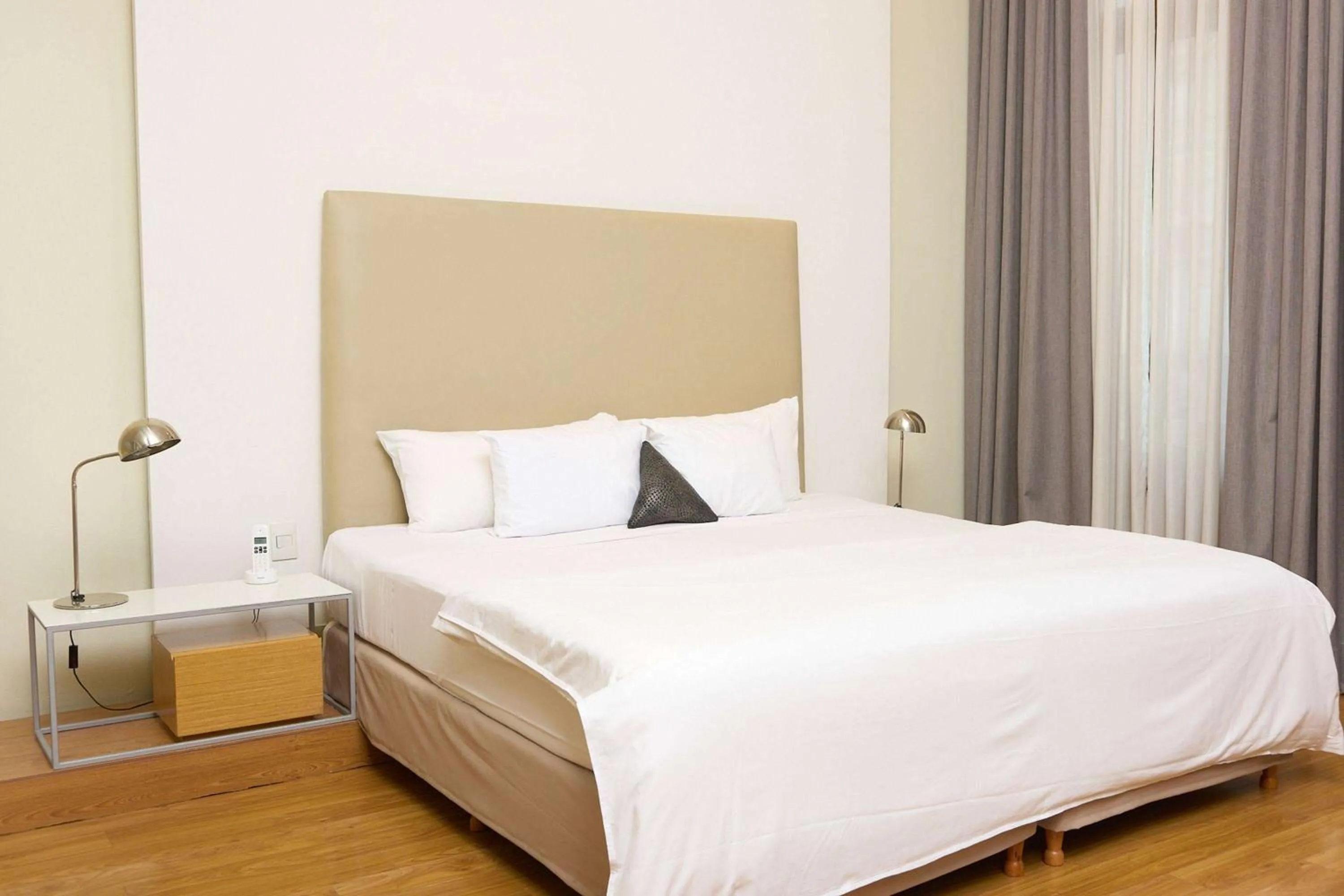 Photo of the whole room, Bed in Esplendor by Wyndham Buenos Aires