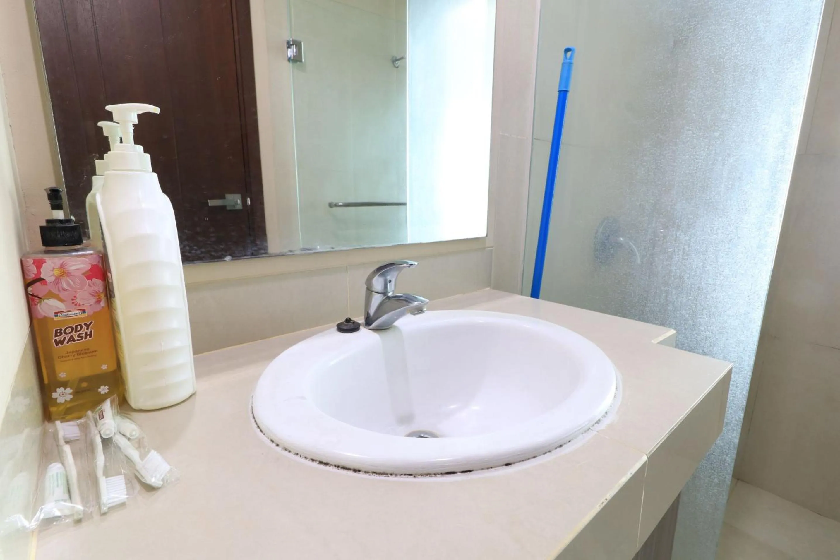 Bathroom in U Residence 2 by Ana Room