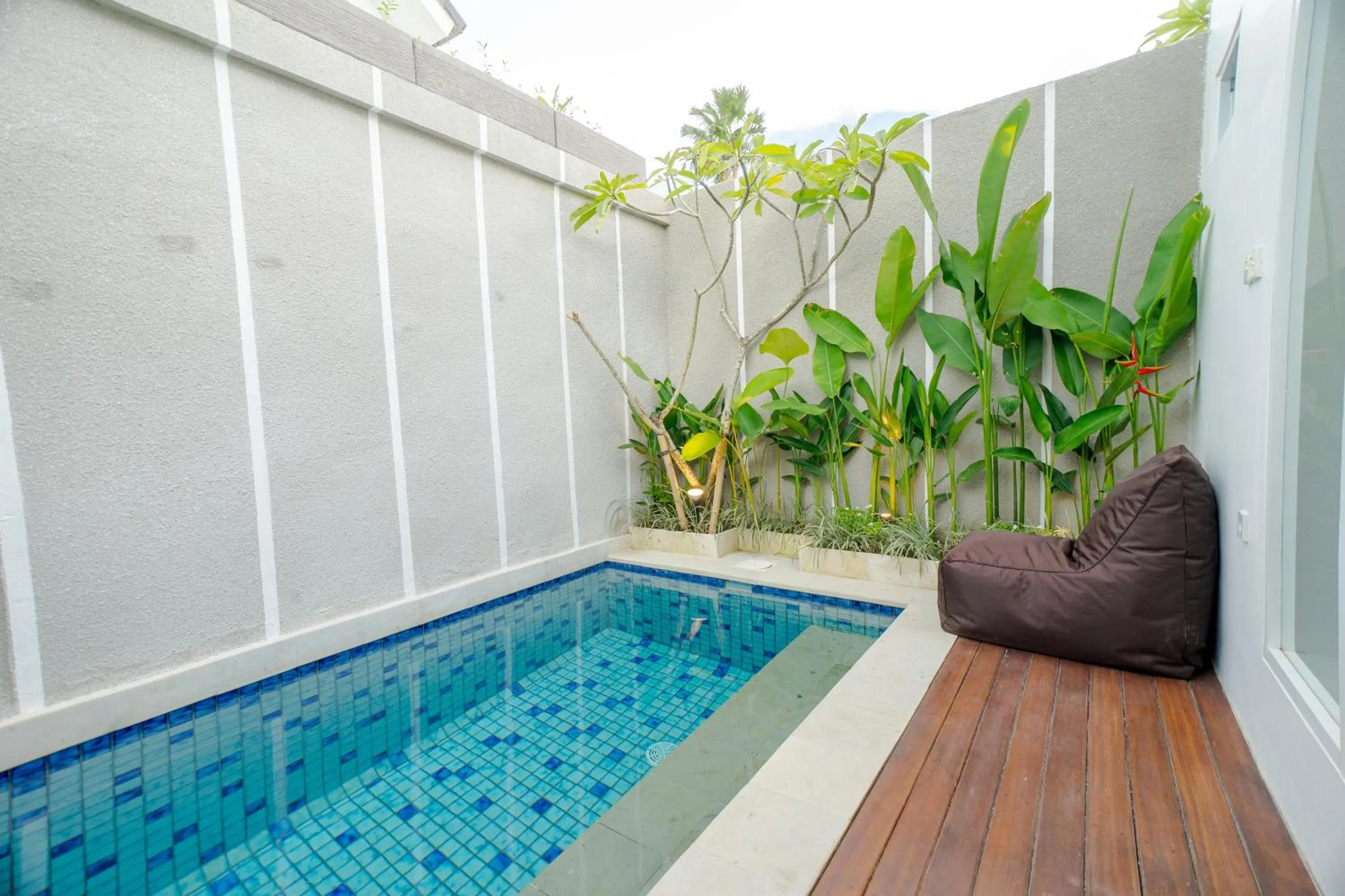 Swimming pool in Fourleaf