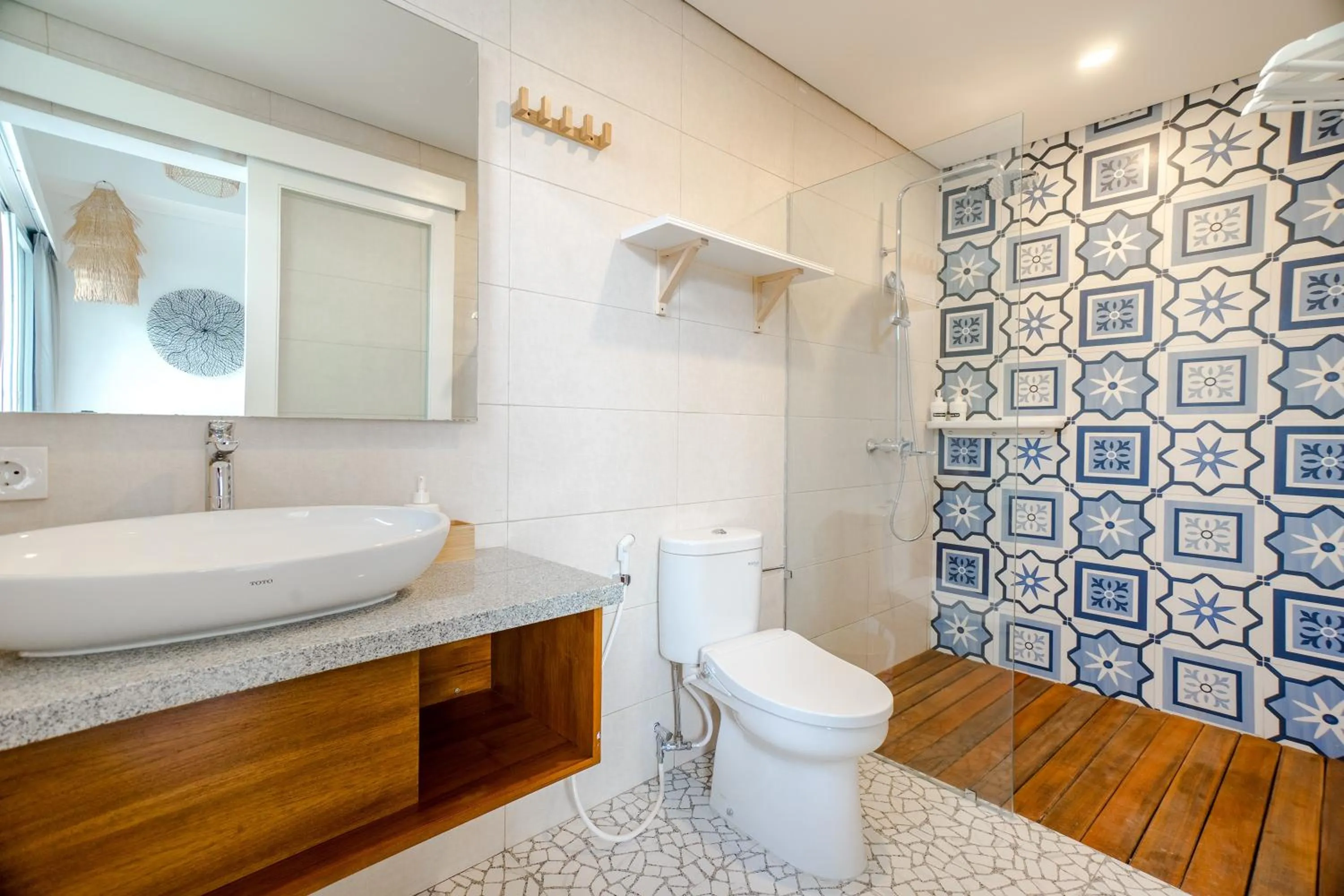 Bathroom in Fourleaf