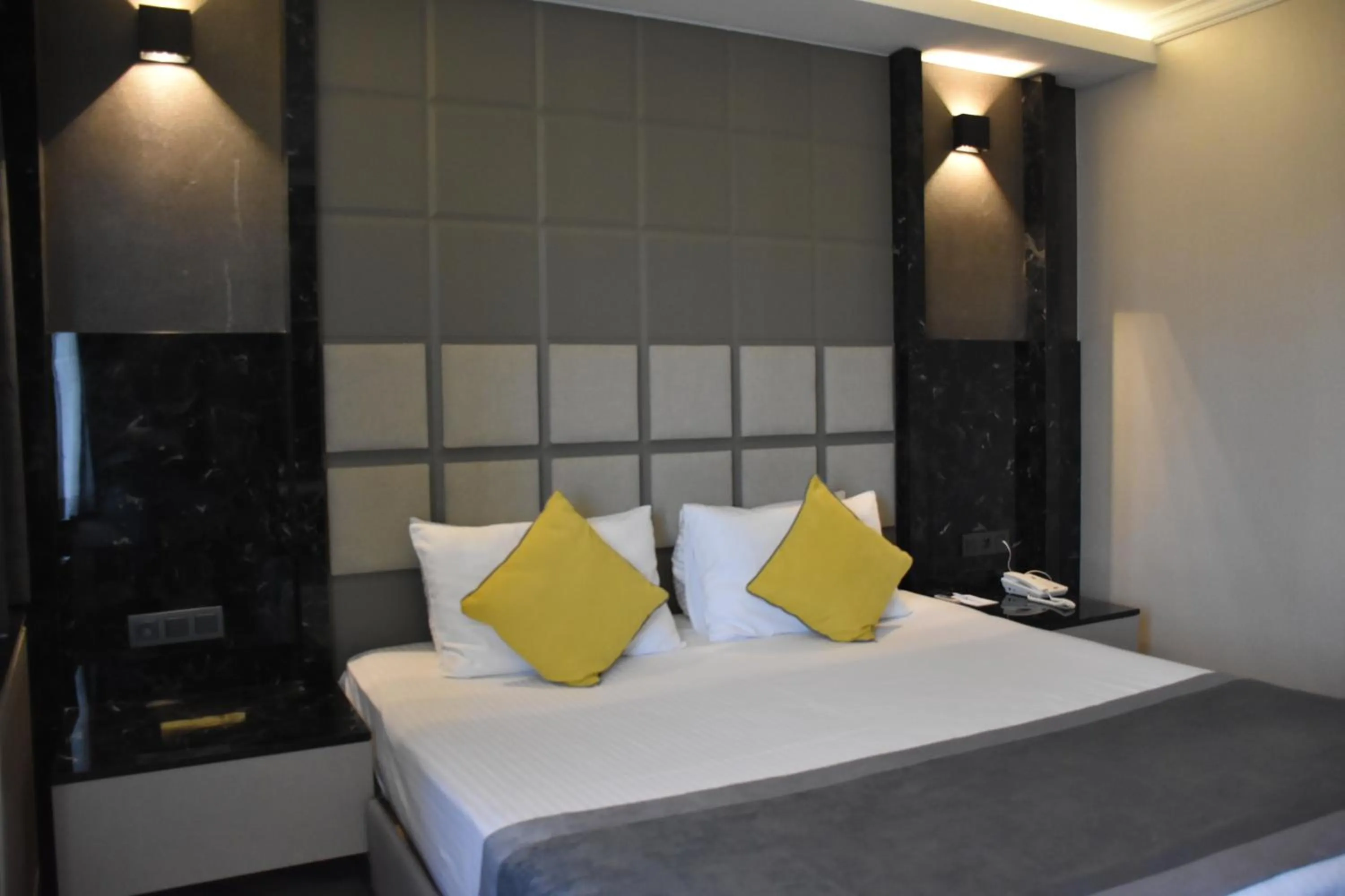 Bed in UK ANKARA Hotel