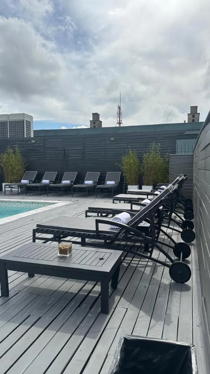 Solarium in Broadway Hotel & Suites