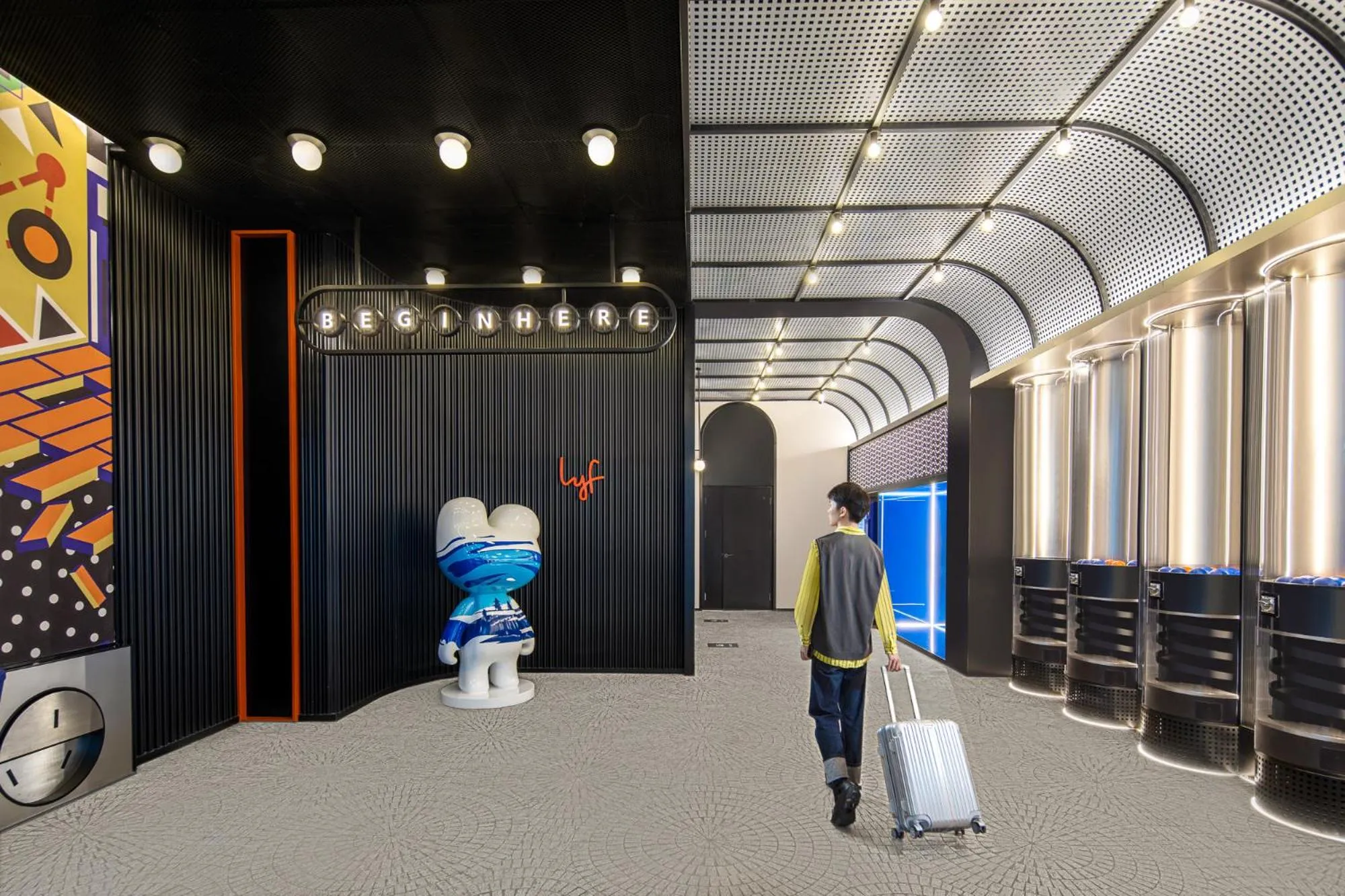 Facade/entrance in lyf Mid-Town Hangzhou