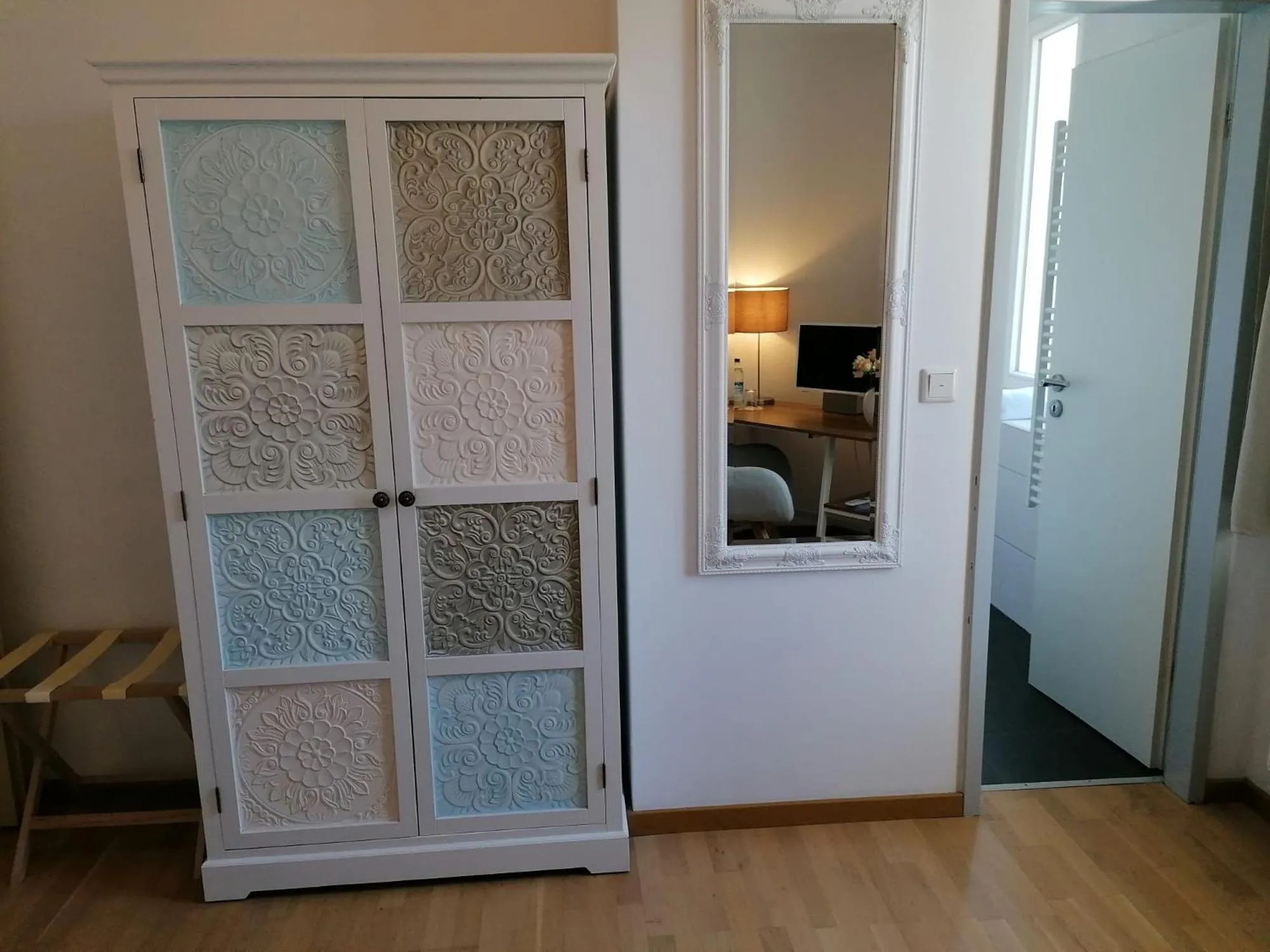 wardrobe in Hotel Wendelstein