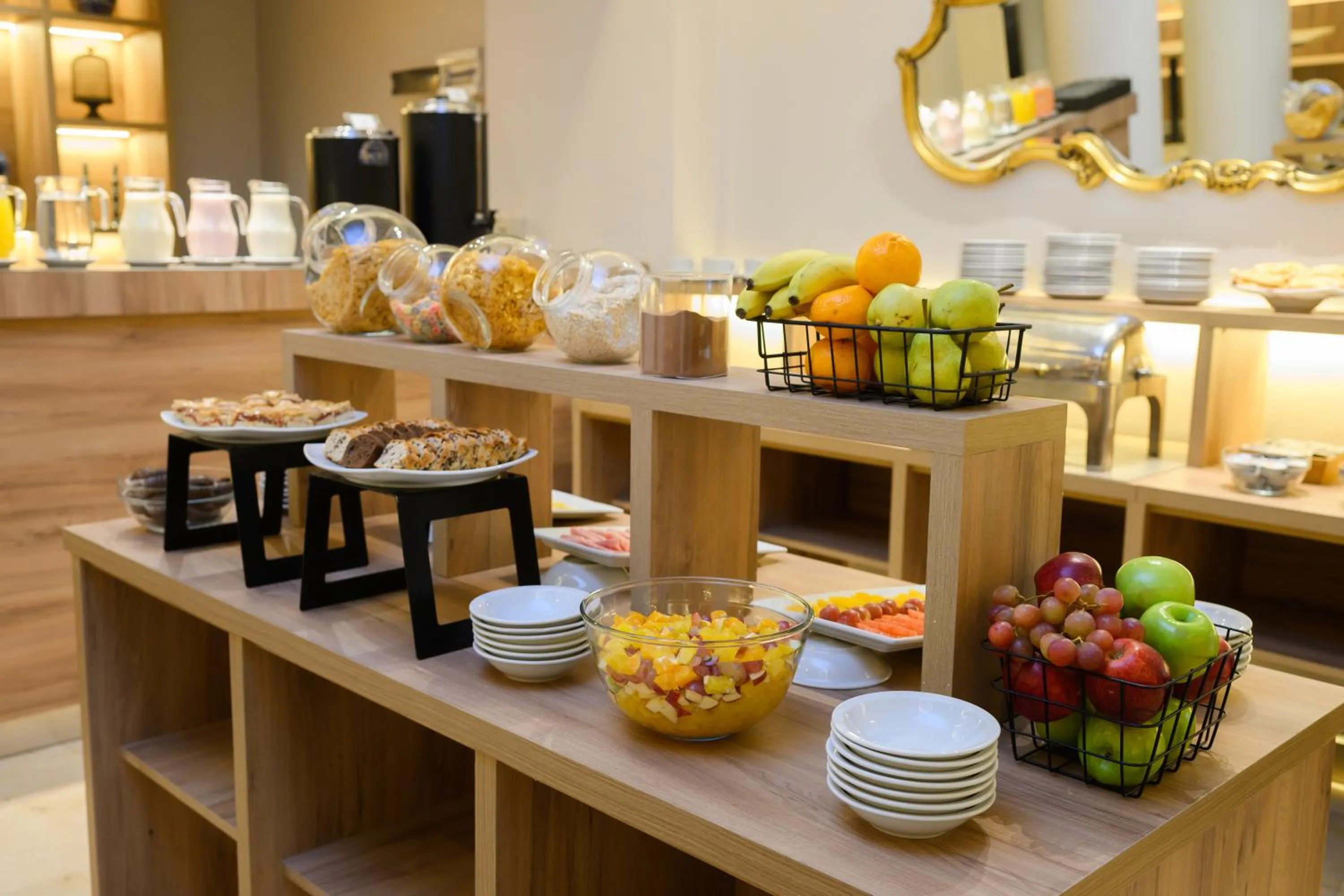 Breakfast in Midtown Boutique Hotel