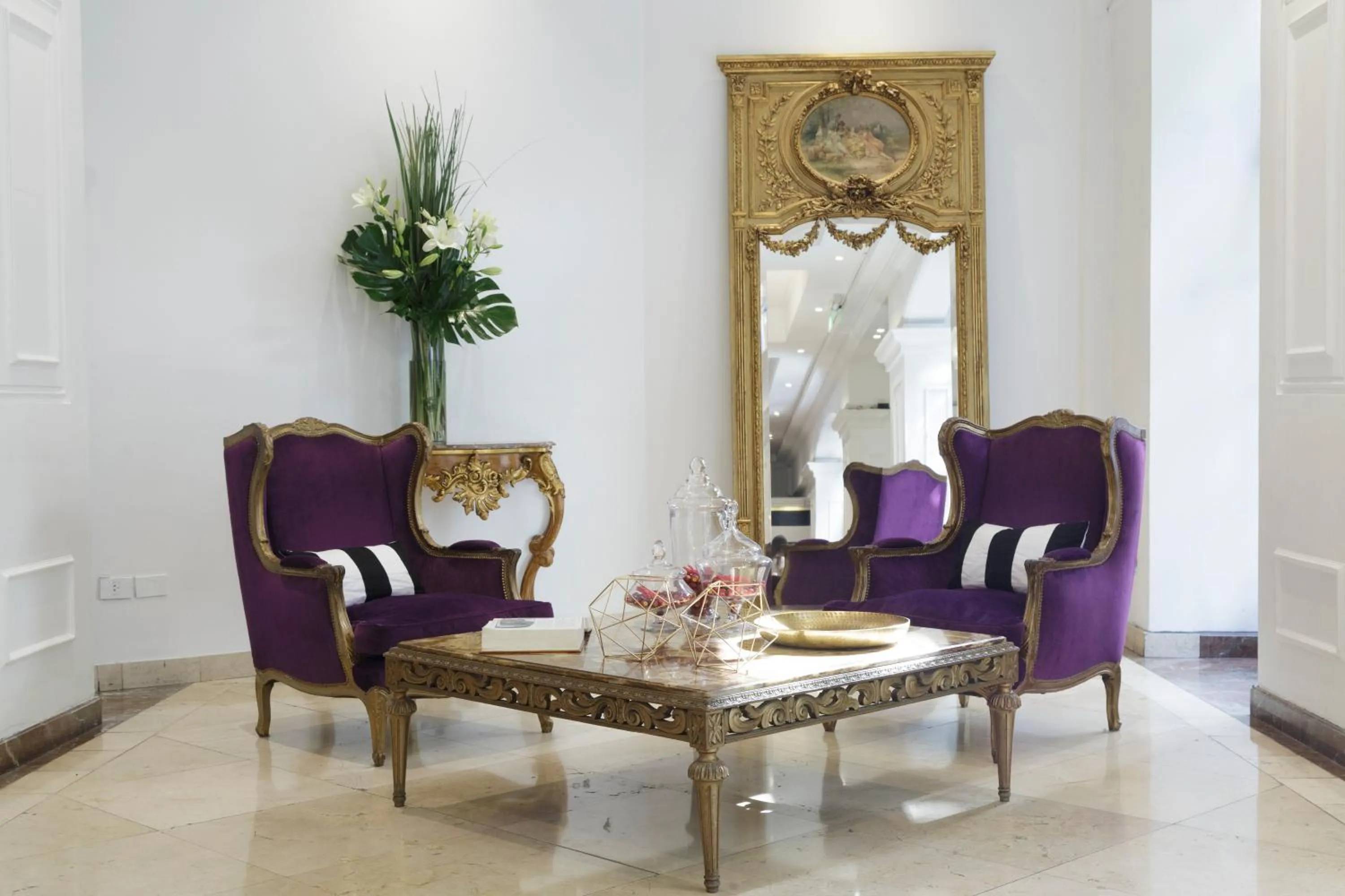 Lobby or reception in Unique Executive Central