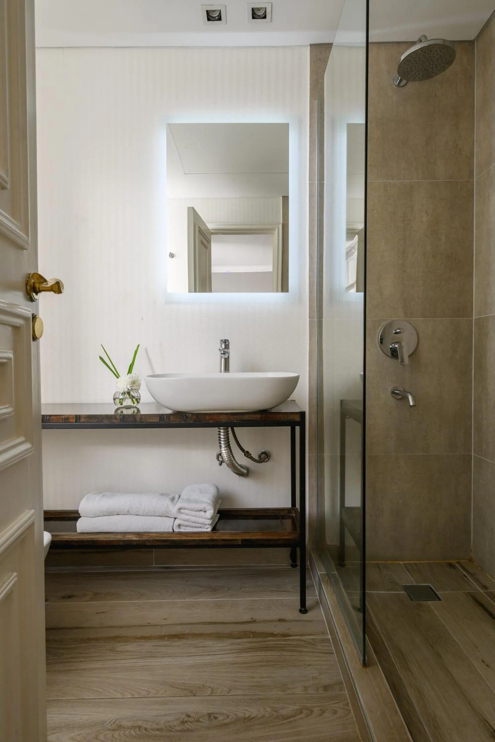 Bathroom in Midtown Boutique Hotel