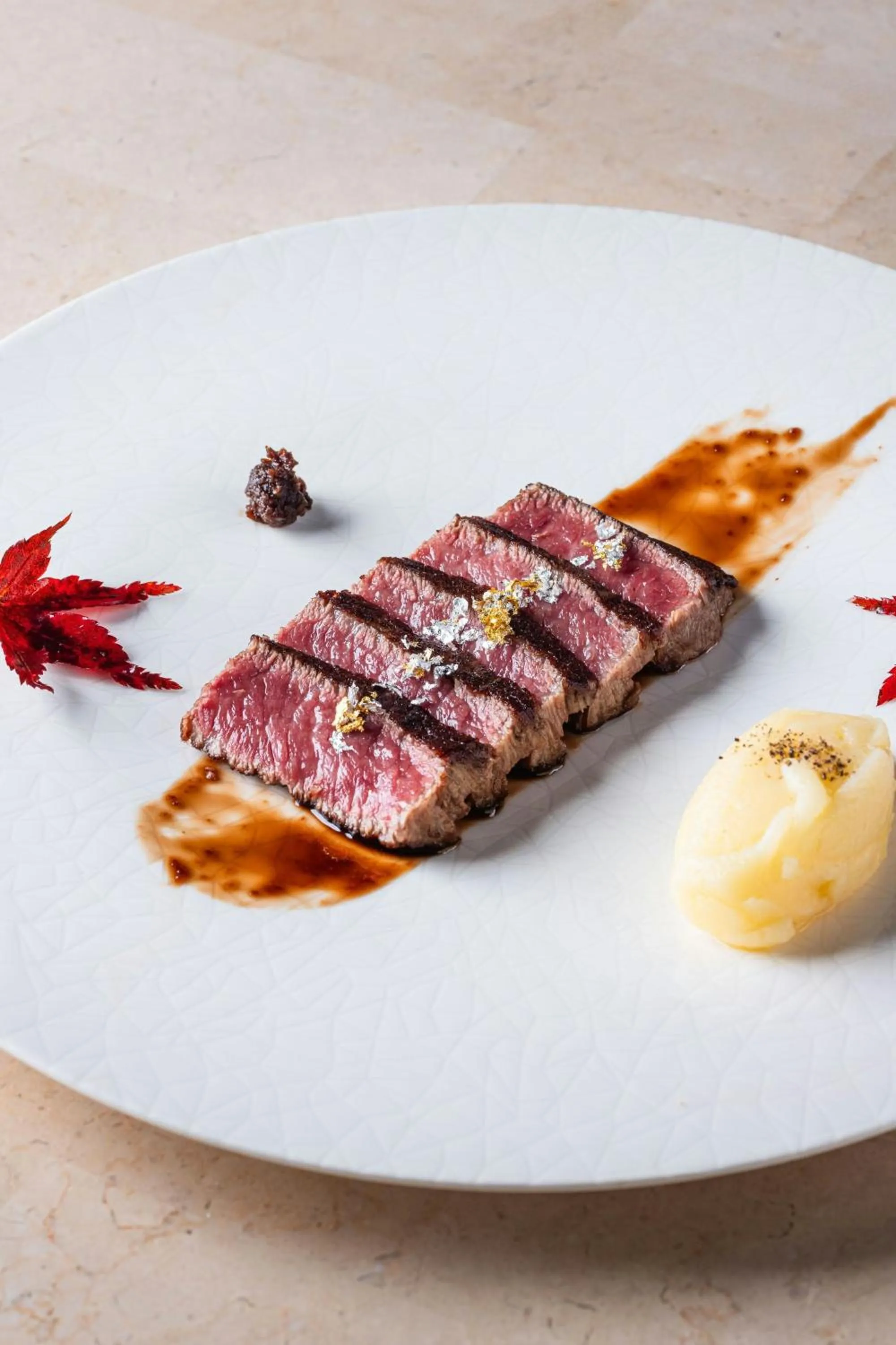 Restaurant/places to eat in The Dubai EDITION