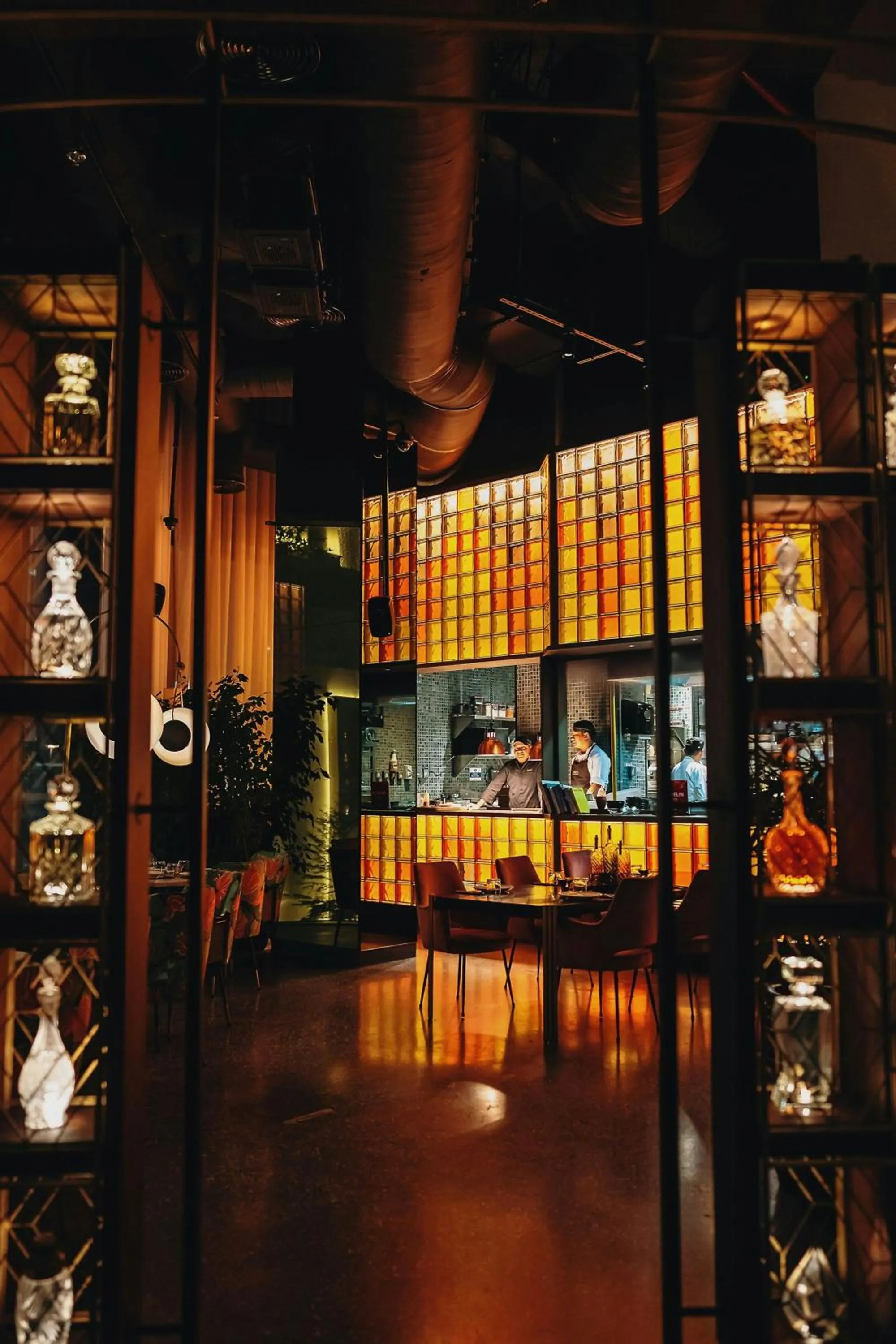 Restaurant/places to eat in The Dubai EDITION