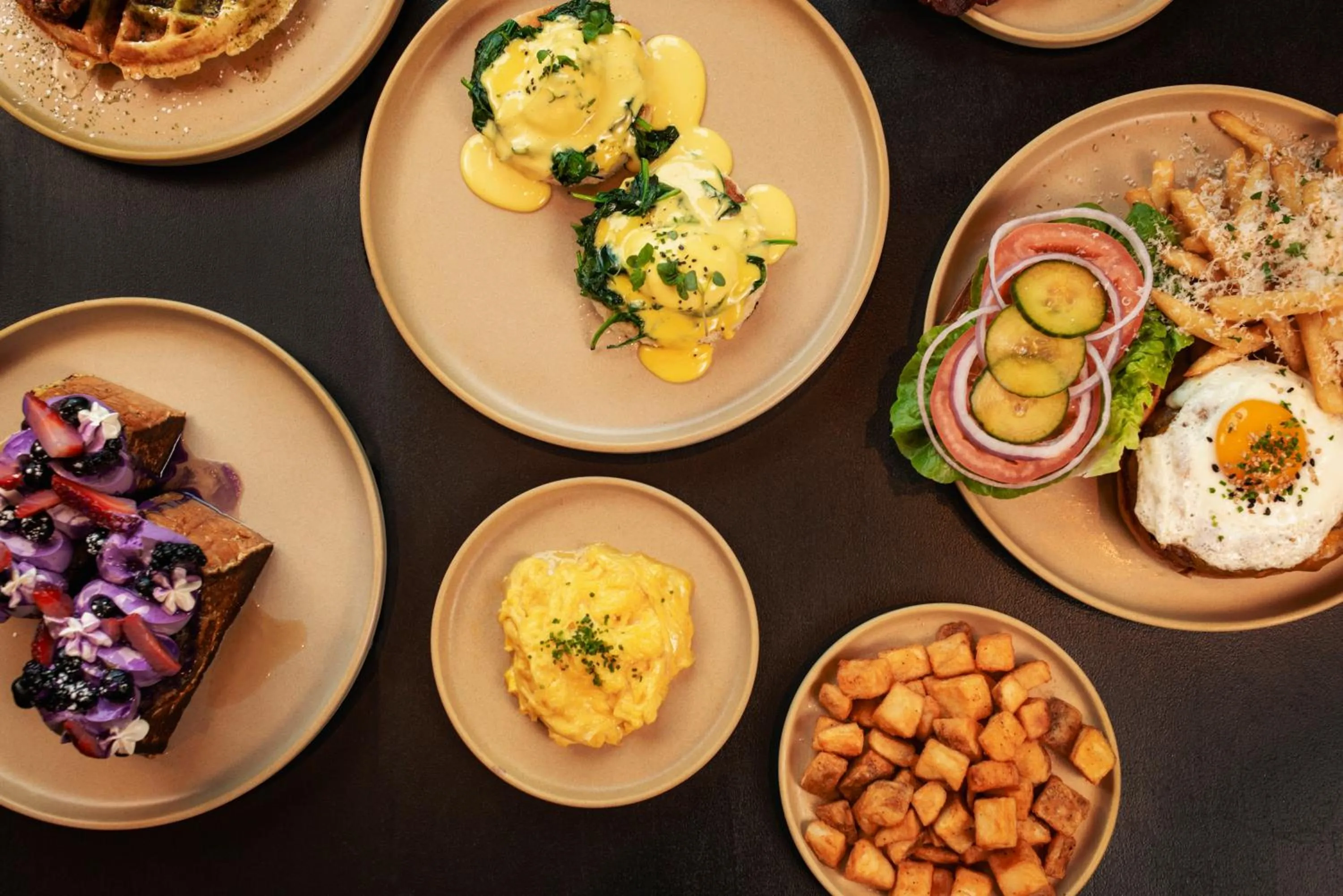 Breakfast in The ENGLiSH Hotel, Las Vegas, a Tribute Portfolio Hotel