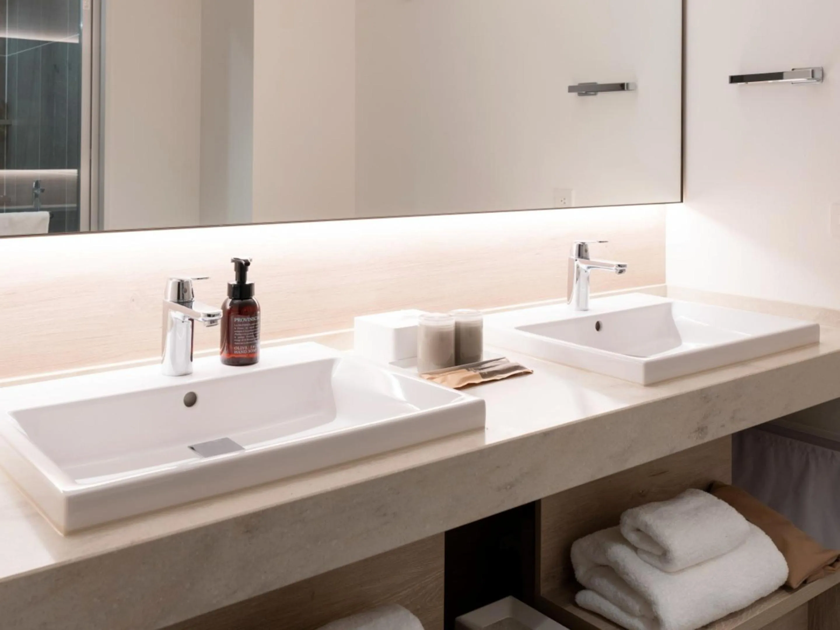 Bathroom in HOTEL THE LEBEN OSAKA