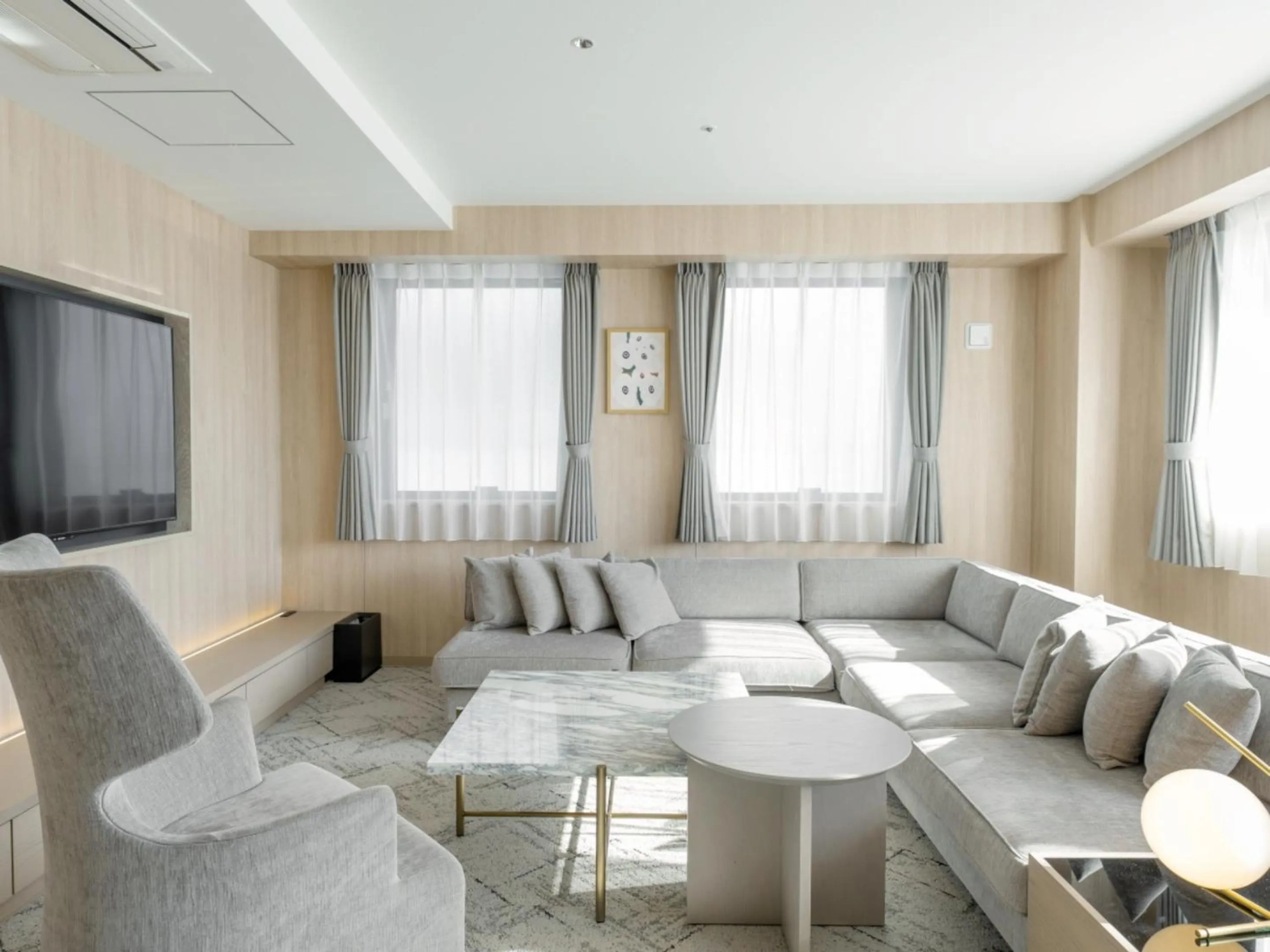 Living room in HOTEL THE LEBEN OSAKA